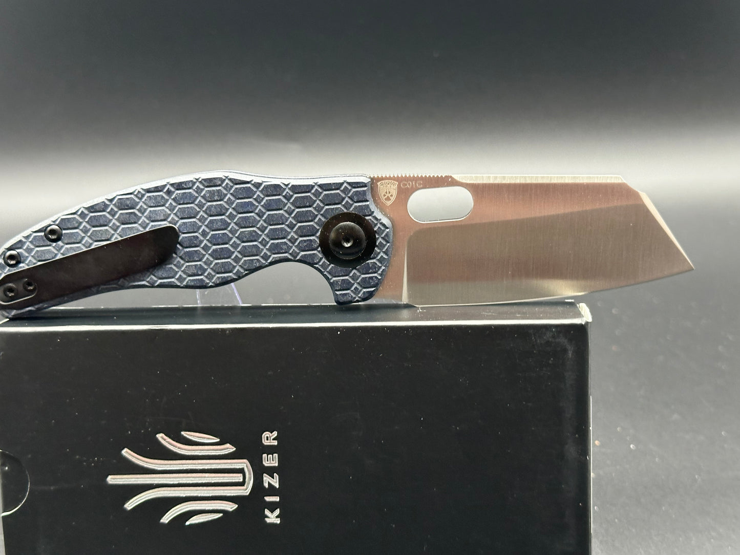 Kizer Sheepdog C01C Liner Lock Knife Blue Richlite (3.25" Satin)