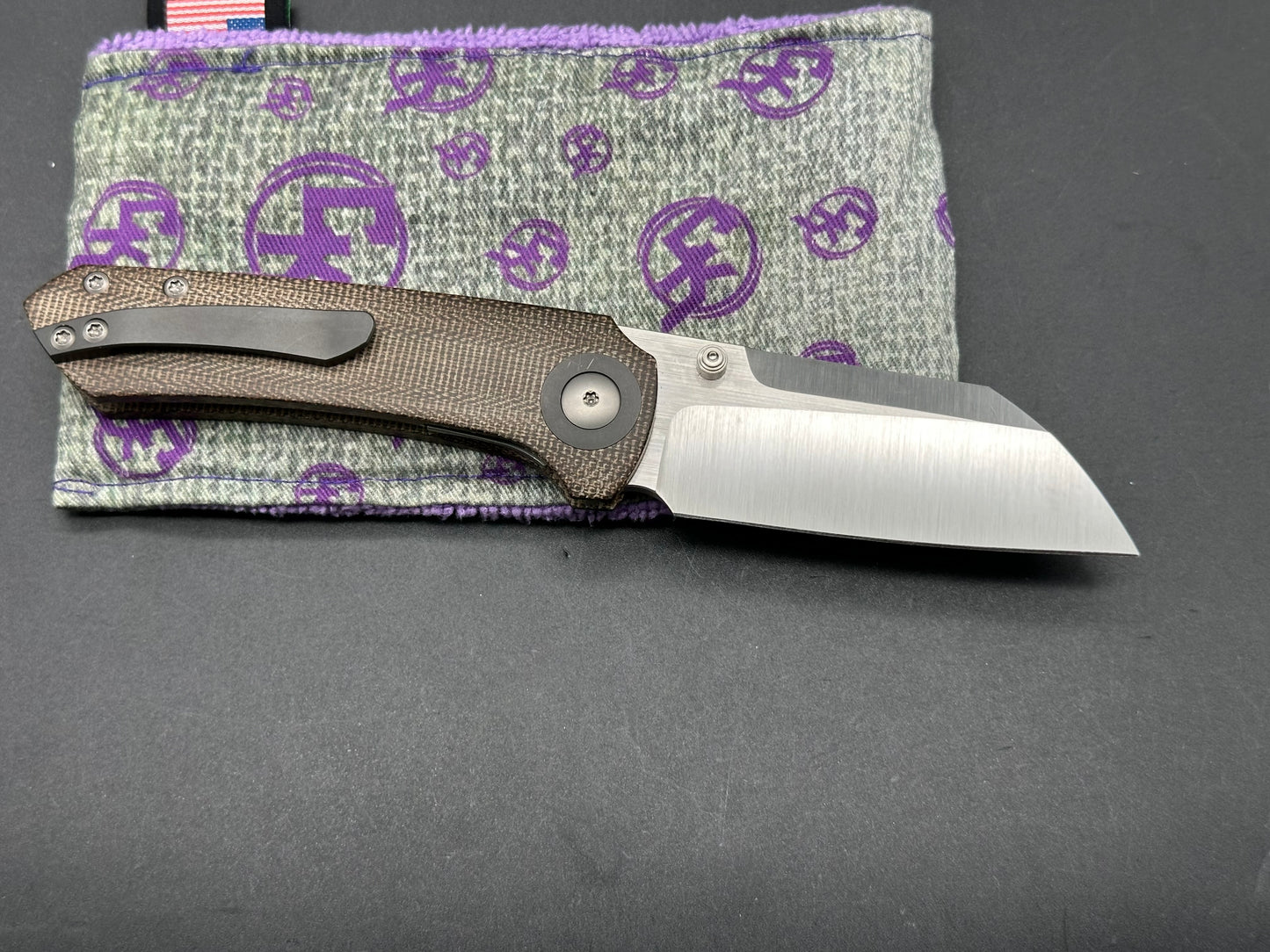 CK Maverick red micarta