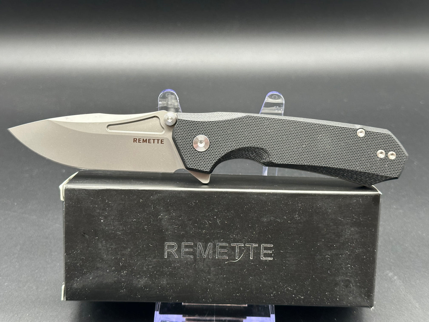 REMETTE EDC Pocket Knife Rhino, 3" D2 Steel black G10 Handle