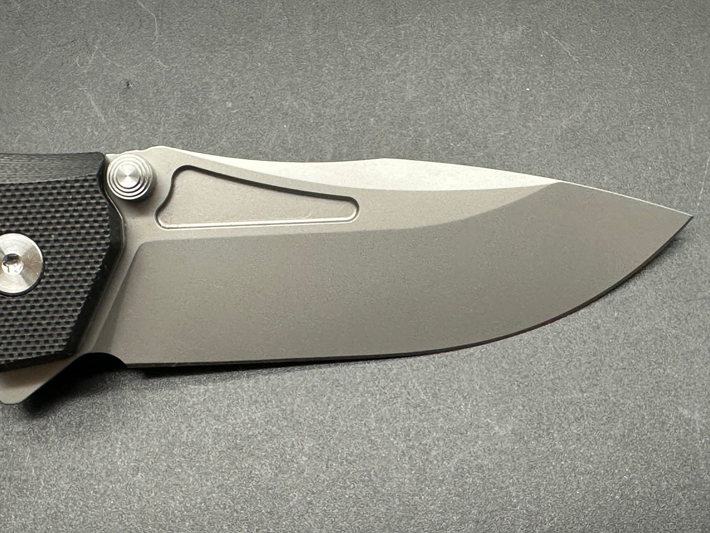 REMETTE EDC Pocket Knife Rhino, 3" D2 Steel black G10 Handle