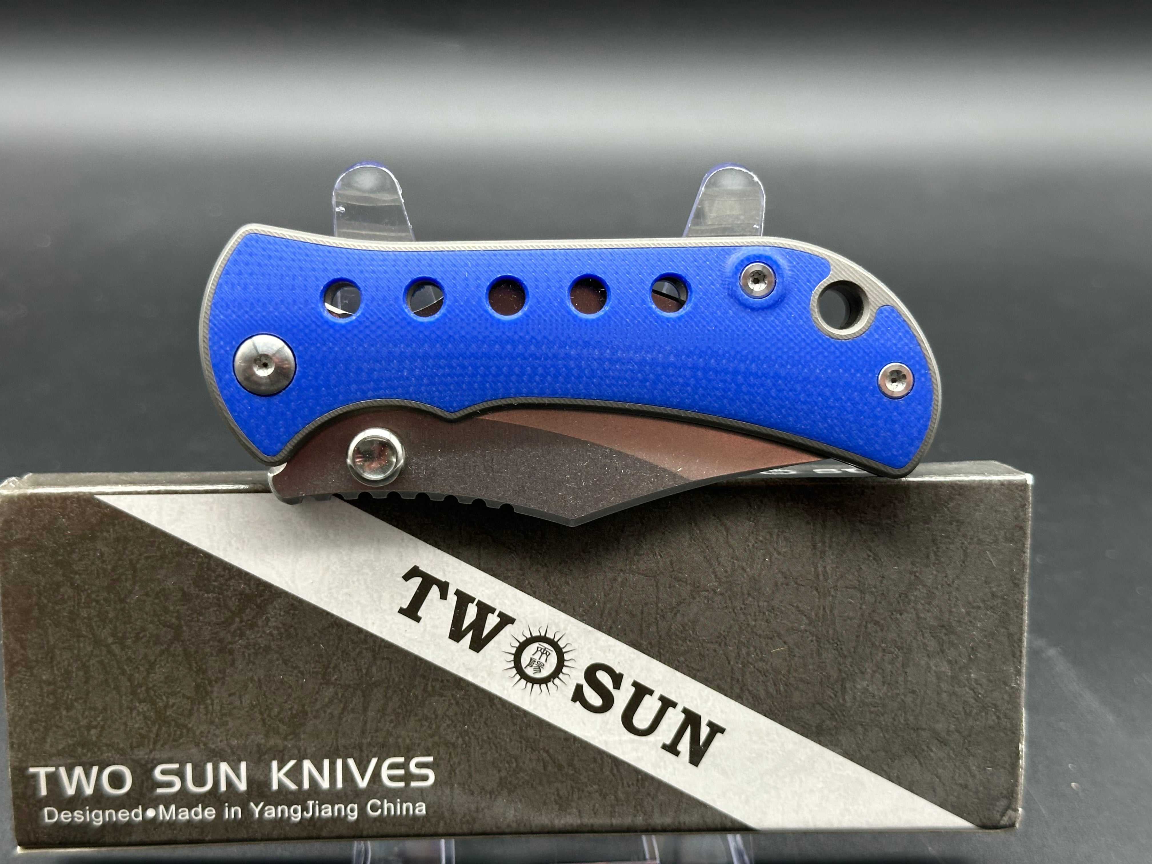 TWOSUN TS422-BLU POCKET KNIFE TITANIUM HANDLE BLUE G10 INLAY K110 BLADE FRONT FLIPPER