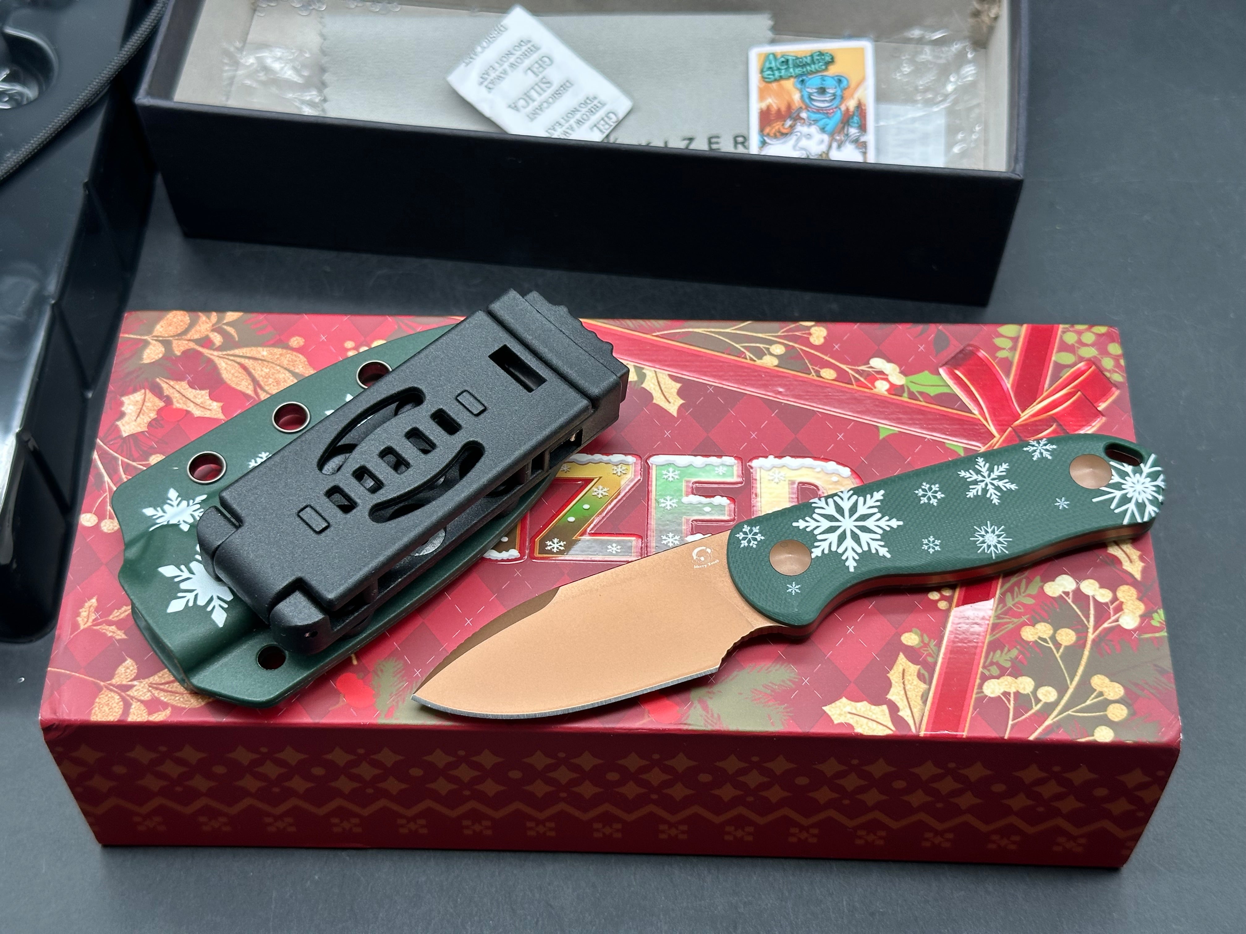 Kizer Merry Christmas Edition small fixed blade