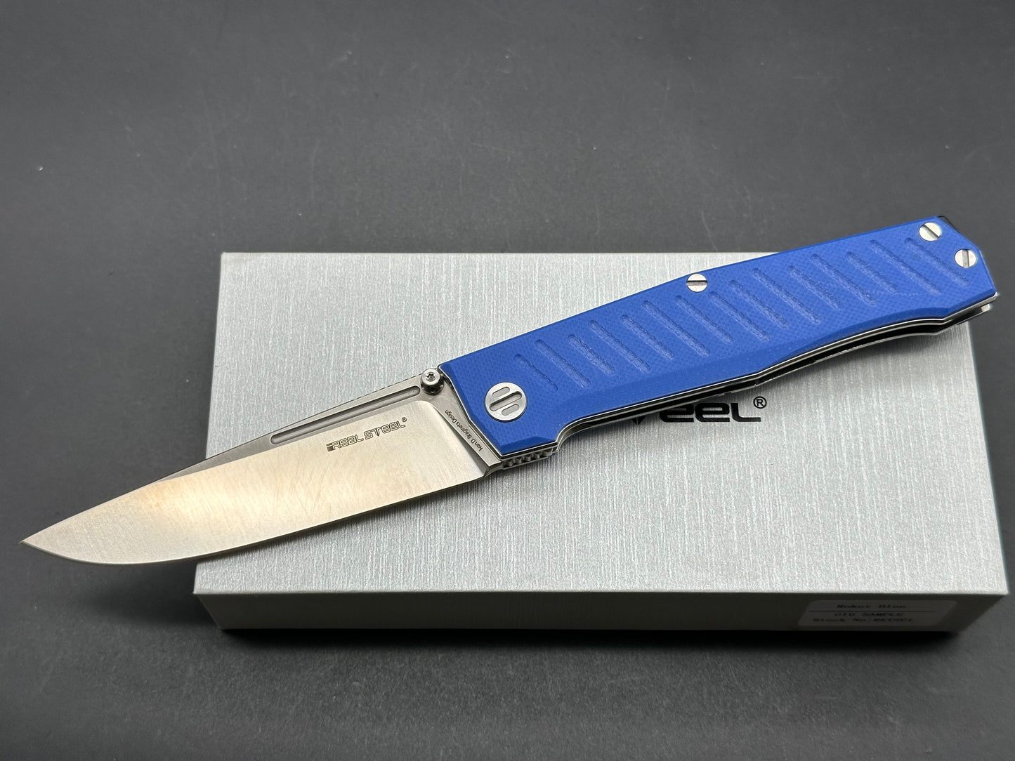 REAL STEEL ROKOT LINER LOCK KNIFE BLUE G10 HANDLE PLAIN