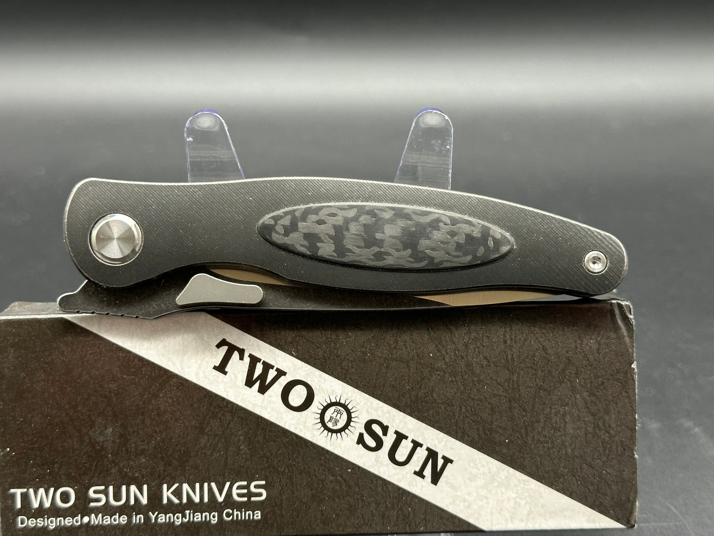 TWOSUN TS386-TI-AUS10 FOLDING KNIFE TITANIUM/CARBON FIBER HANDLE AUS10 PLAIN EDGE