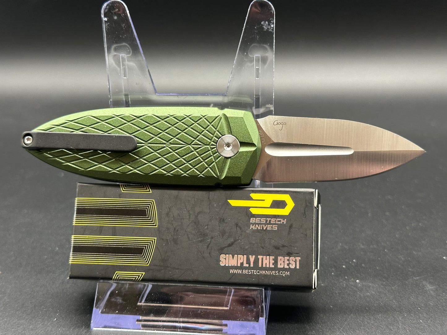 BESTECH QUQU CRICKET FOLDING KNIFE GREEN ALUMINUM HANDLE 14C28N PLAIN EDGE SATIN FINISH BG57B-3