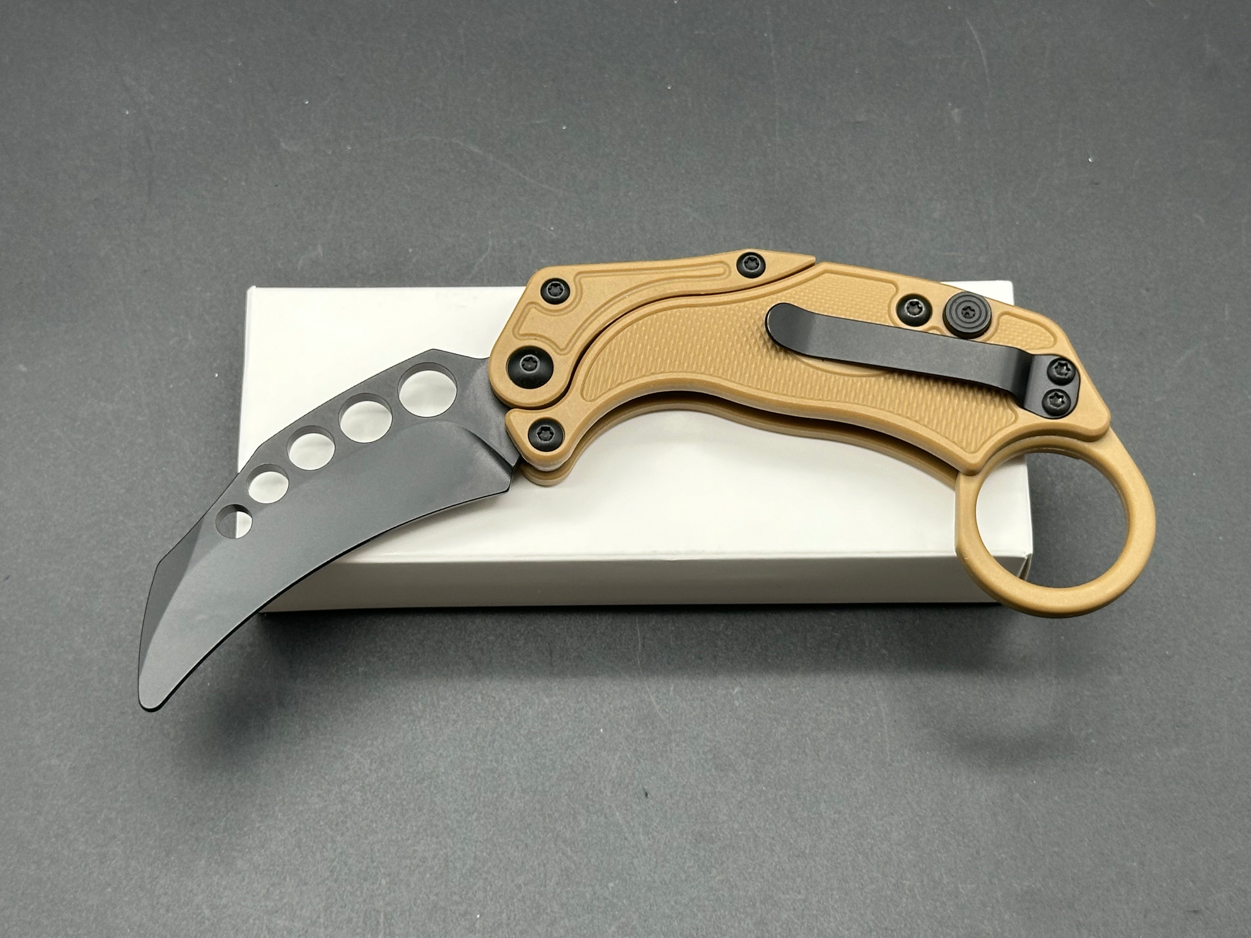 Reate Exo-K Karambit Trainer