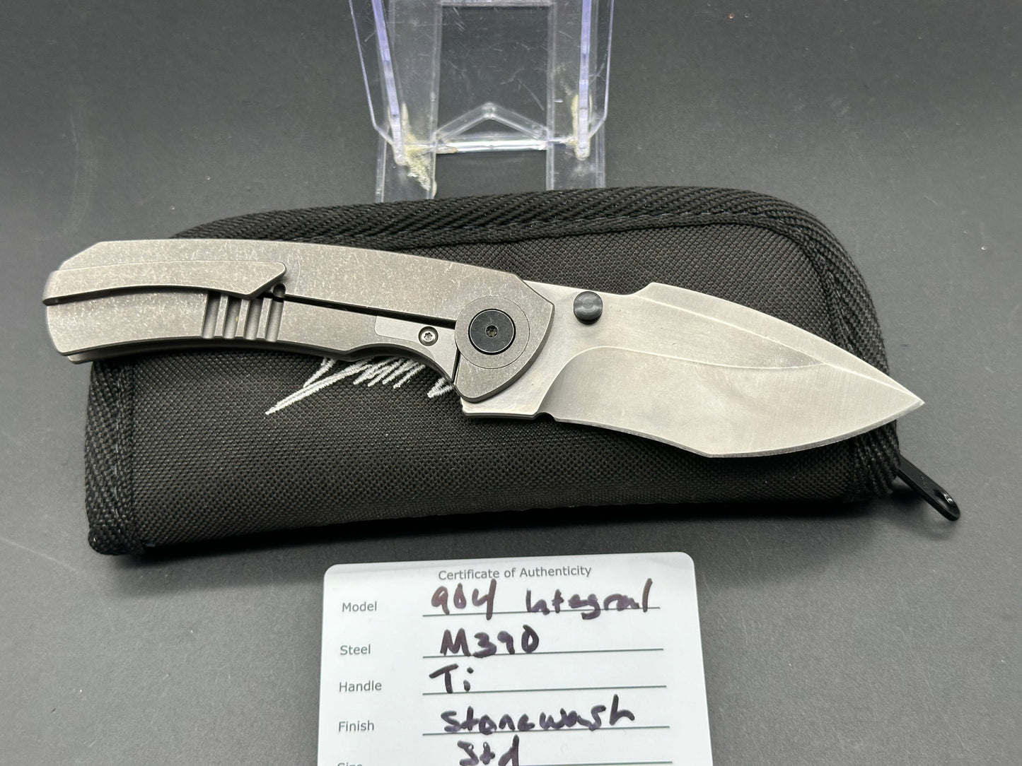 Dan Carraher 904 Integral