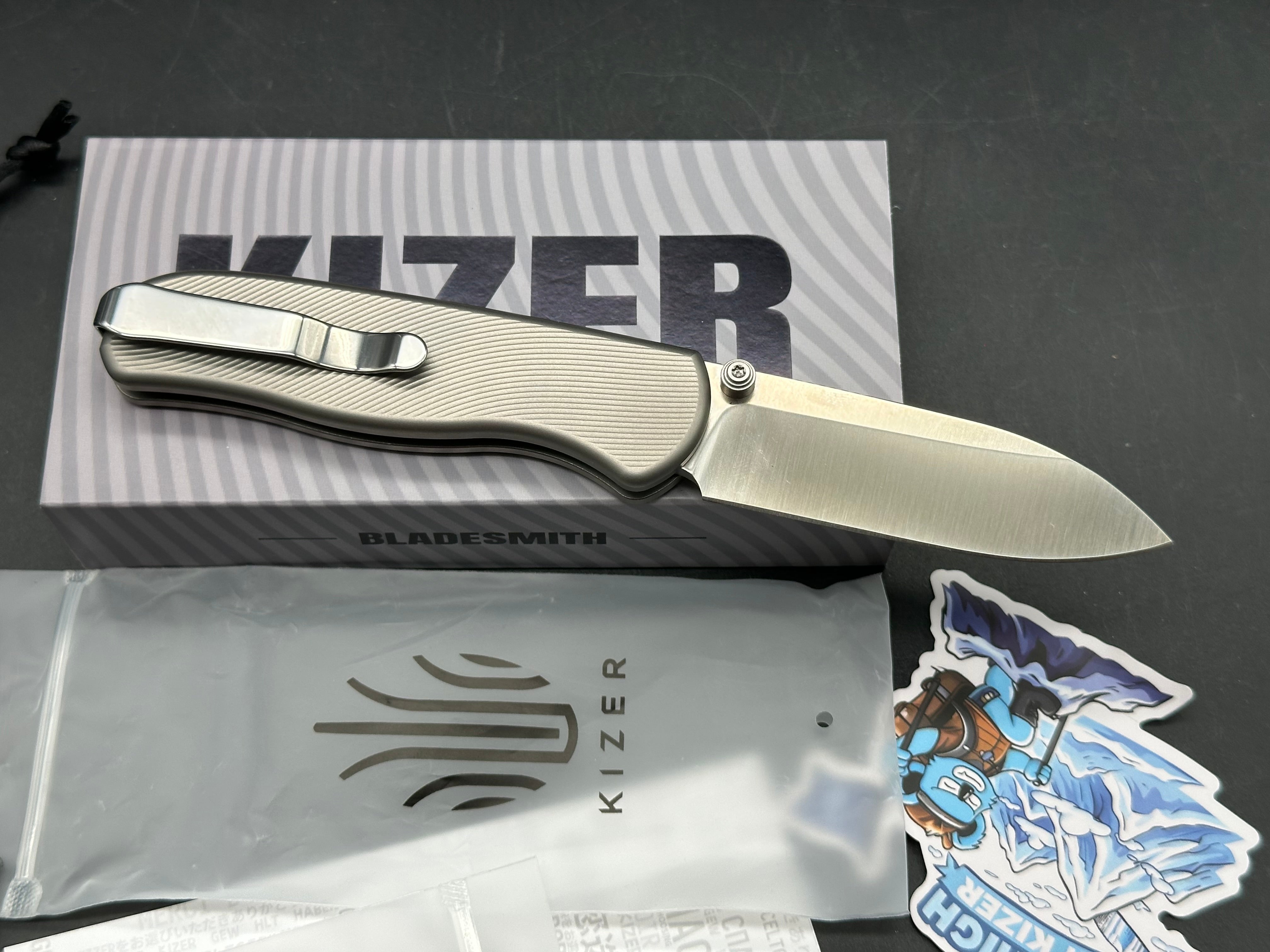 KIZER DROP BEAR ZERO FOLDING KNIFE TEXTURED TITANIUM HANDLE ELMAX STEEL