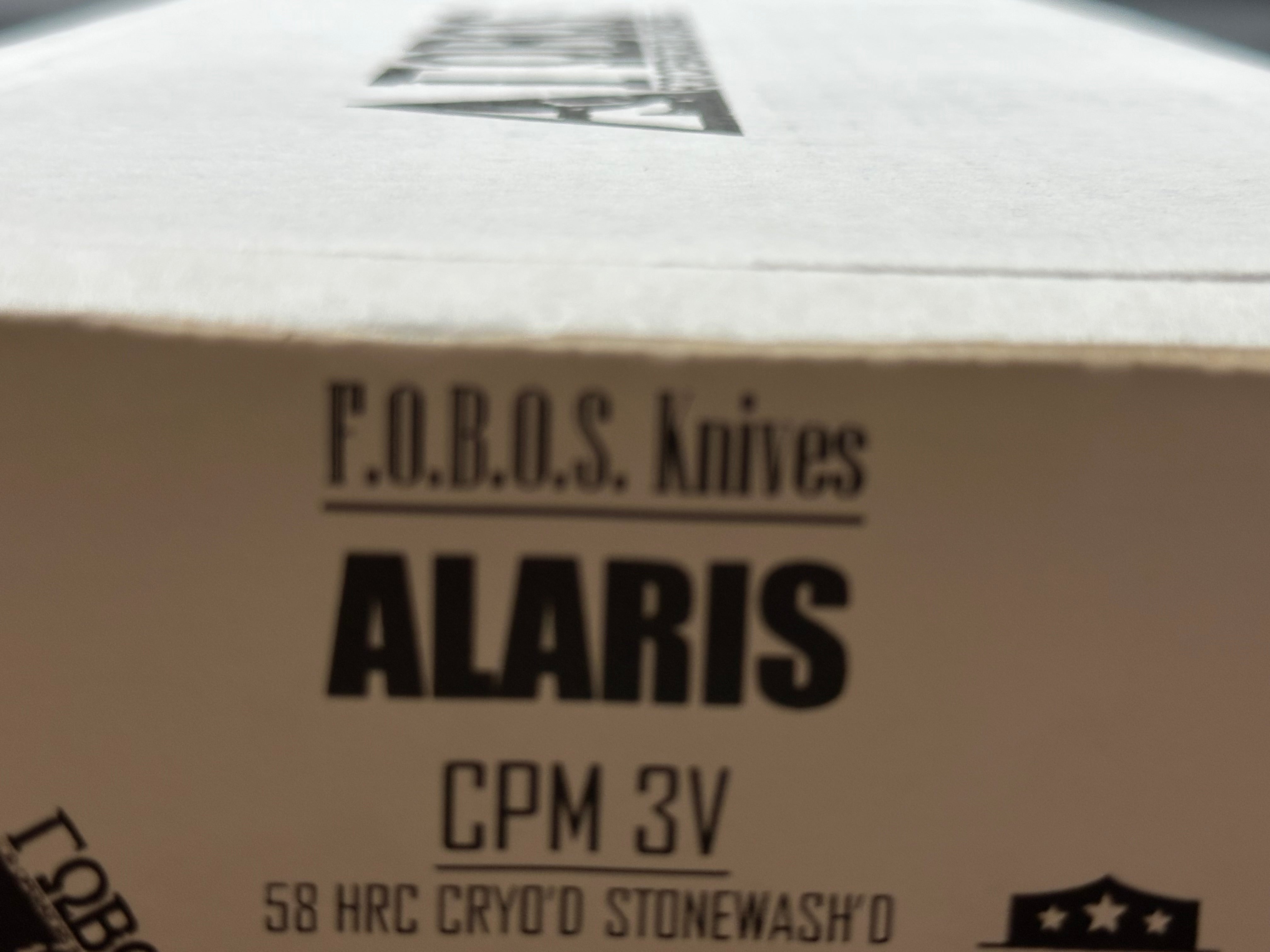 FOBOS Alaris Camp Knife Micarta w/ green G10 Liners CPM-3V
