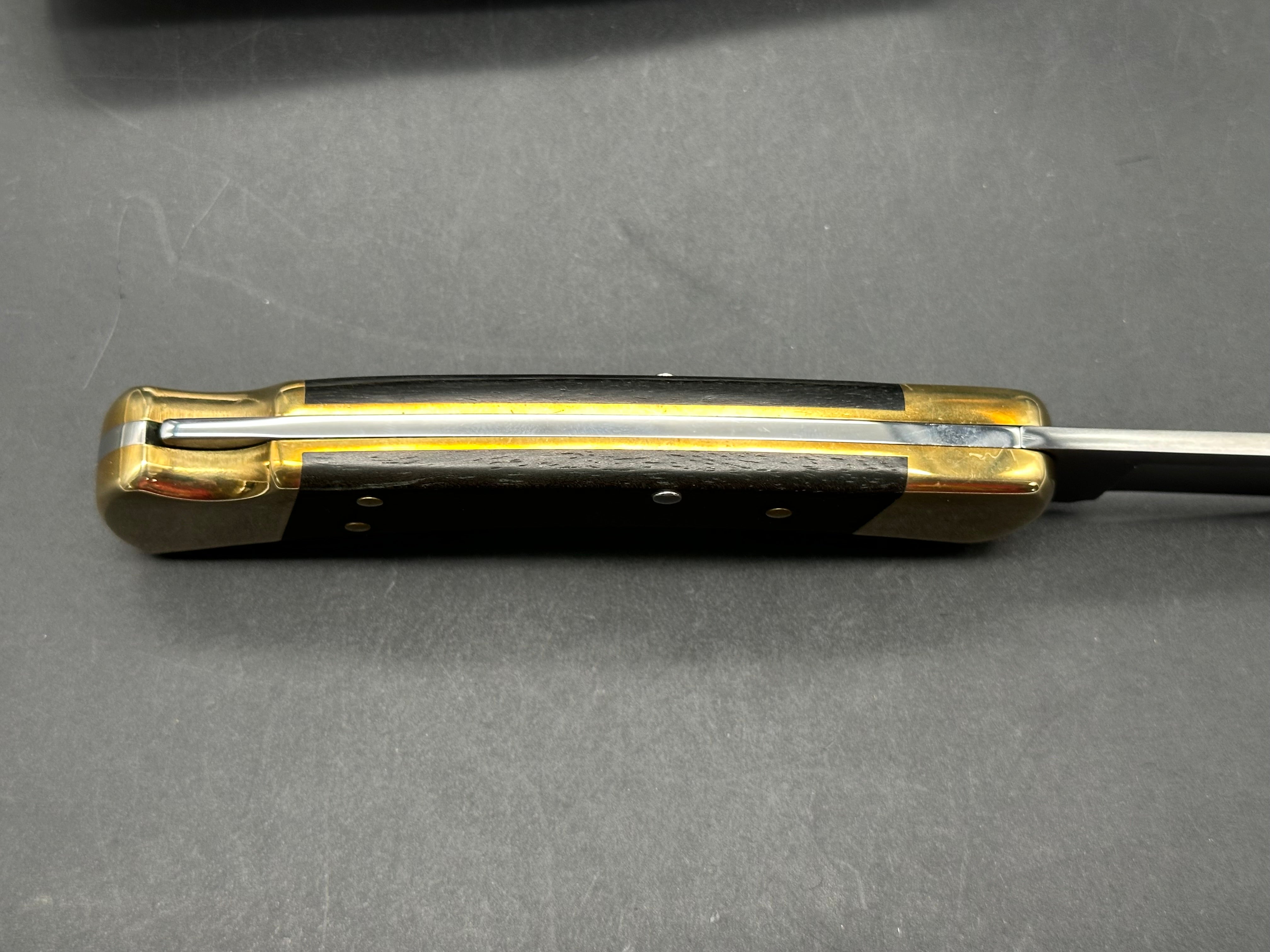 BUCK 110 AUTO