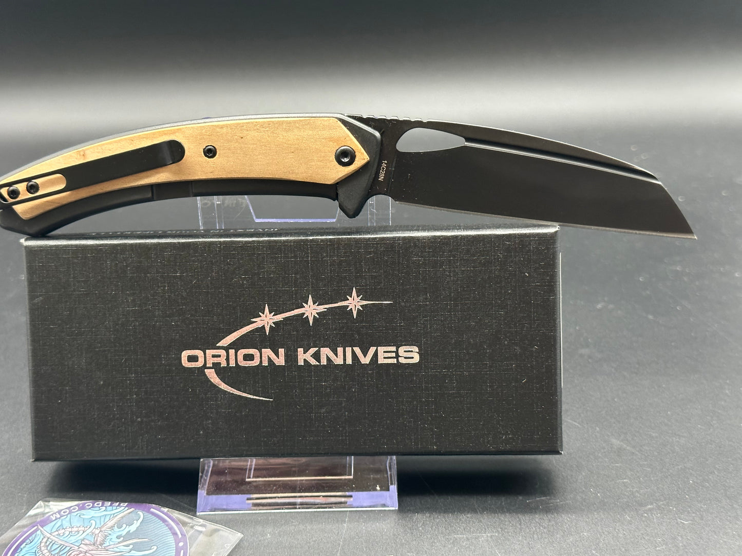 Orion Cetus Black Blade Amboya Wood Handle