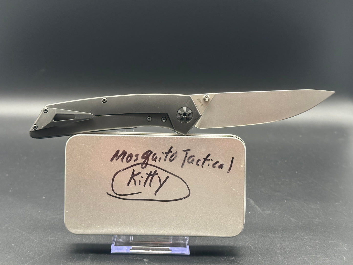 Mosquito Tactical Kitty black G10/ Titanium frame w/S35VN blade