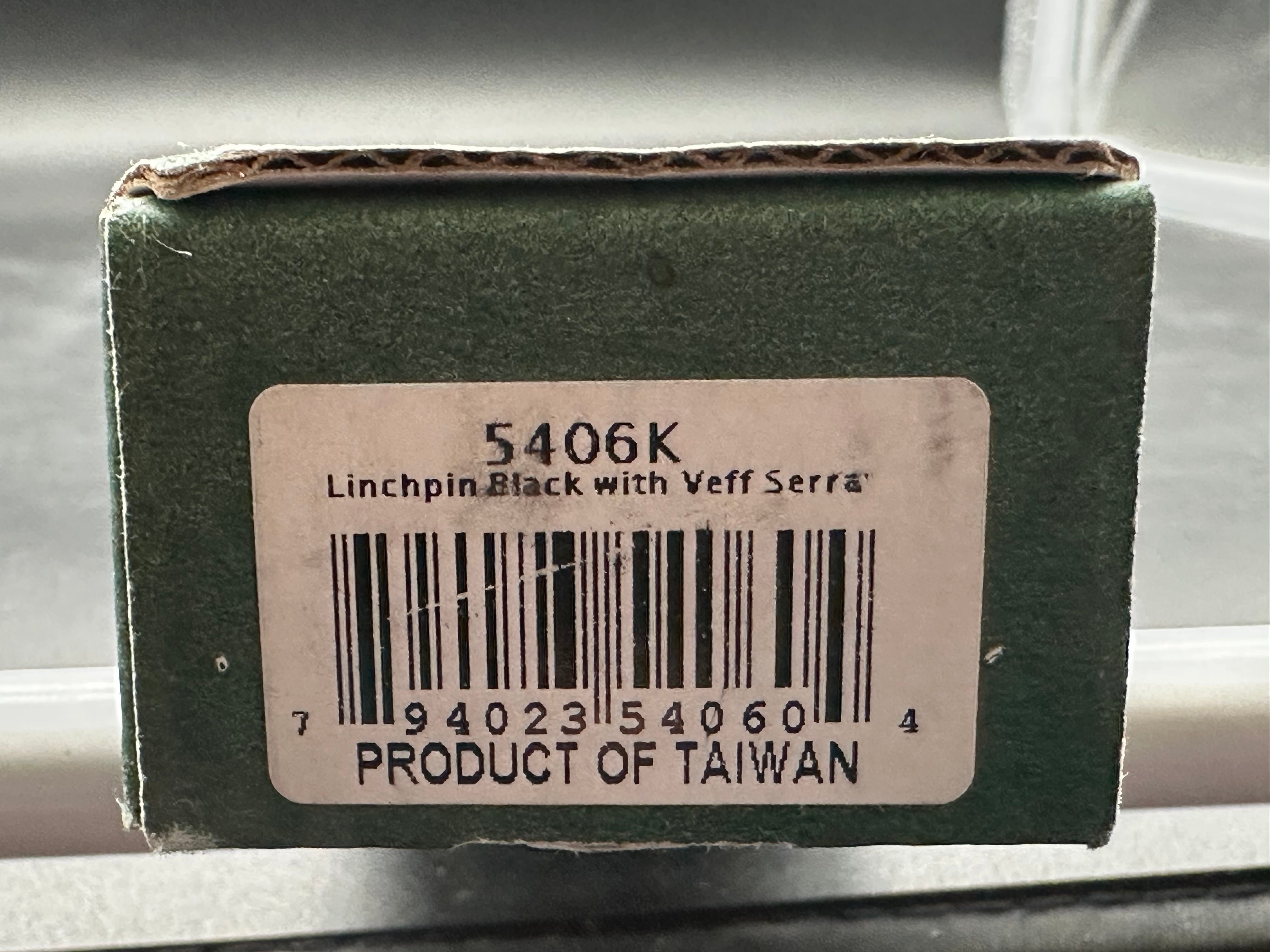 CRKT Linchpin veff serrated