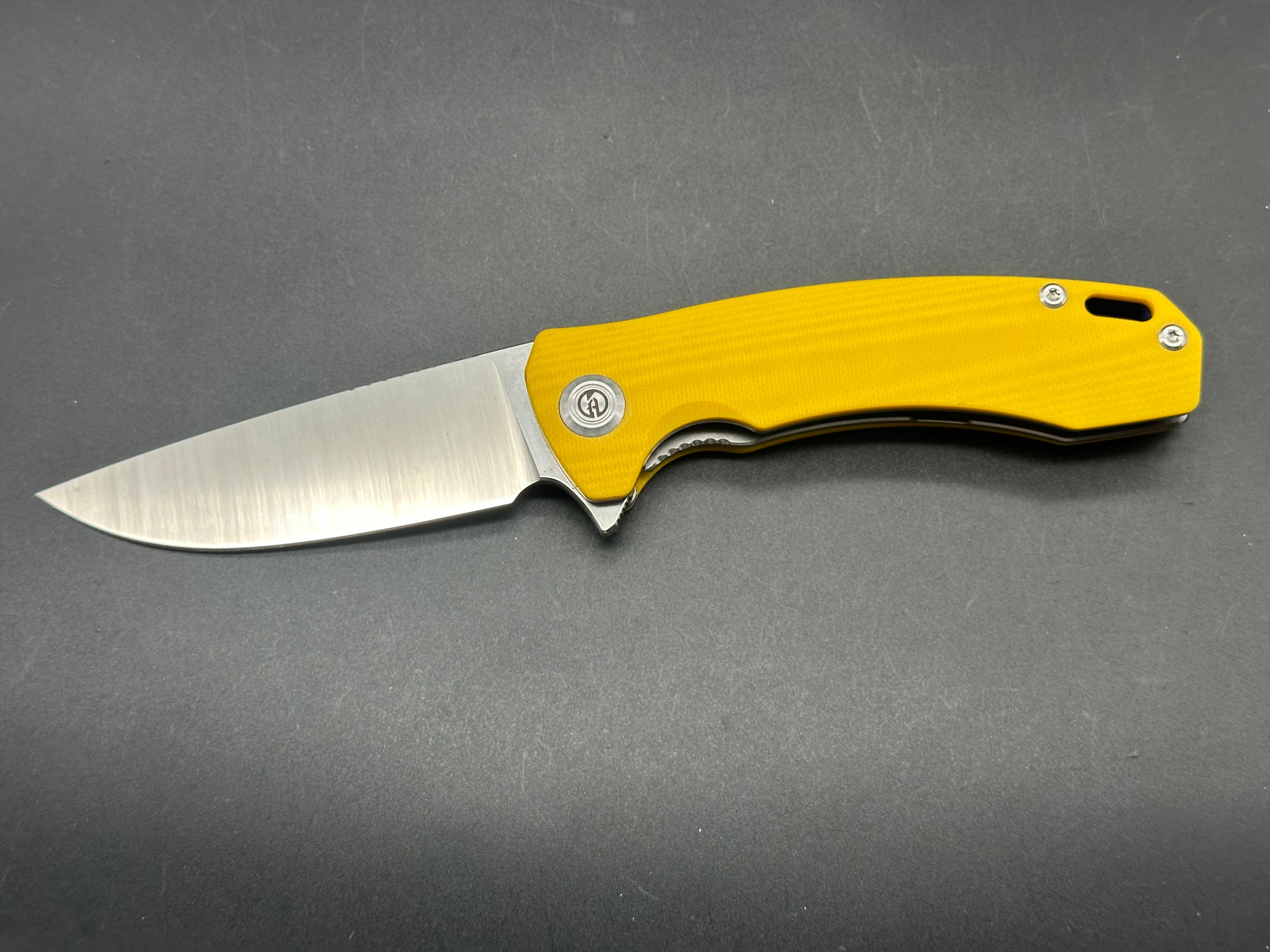 Maxace Balance-S folding knife yellow G10 scales w/14c28n blade