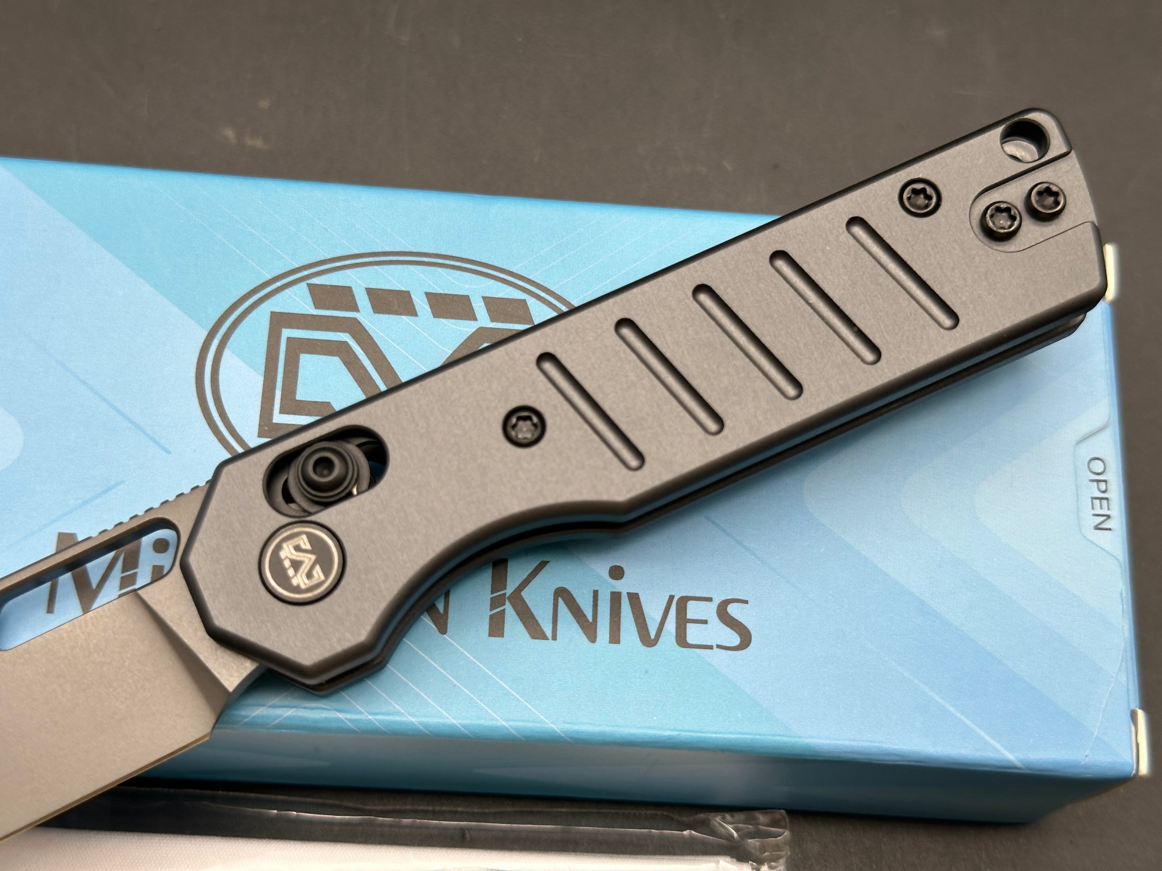 Miguron Gatov 2.81" D2 Dark Gray PVD Blade with Dark Gray Aluminum Scales (Black Hardware)