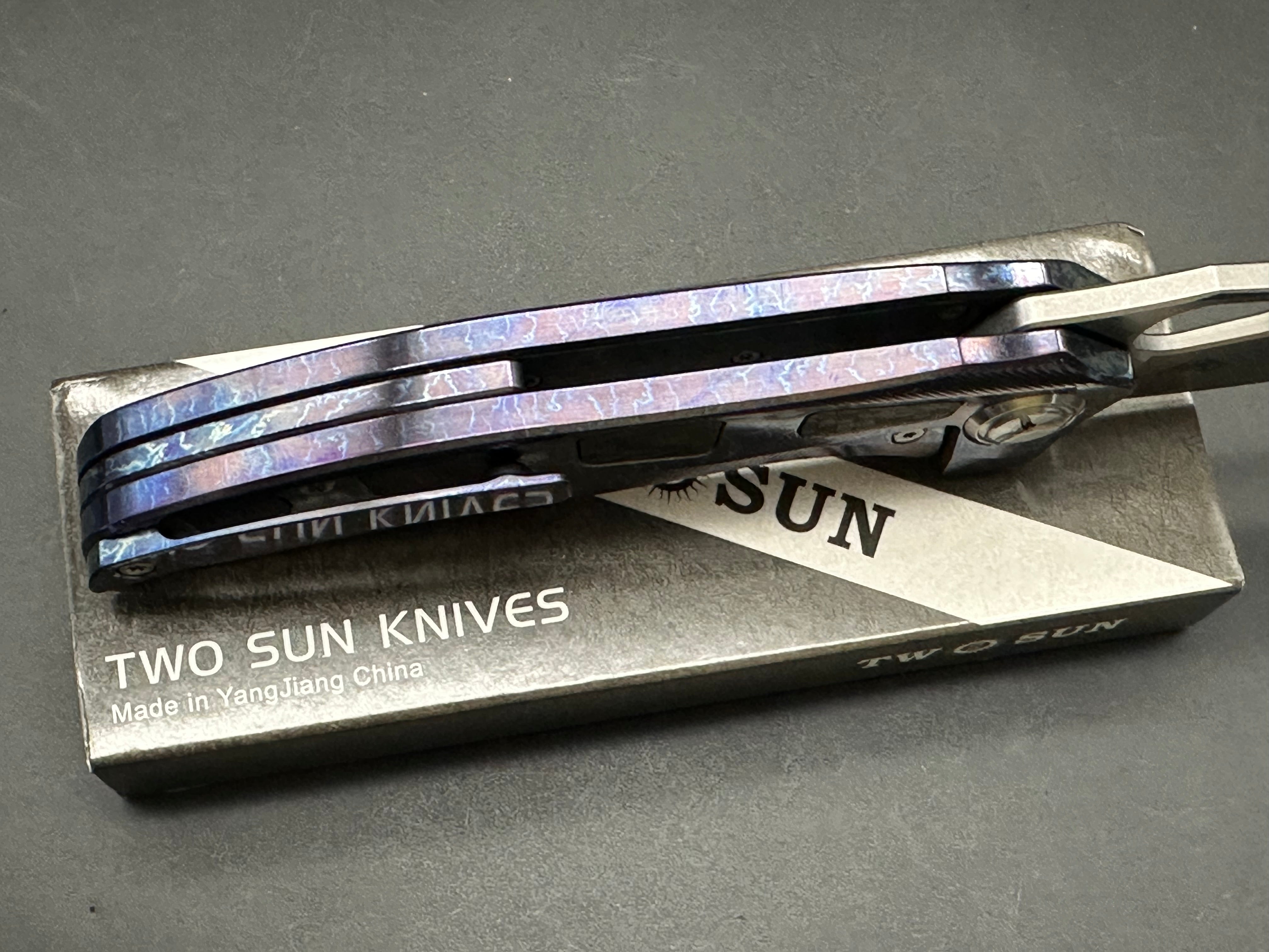 TWOSUN TS306-M390-COLOR FOLDING KNIFE COLOR TITANIUM HANDLE PLAIN EDGE M390 STEEL