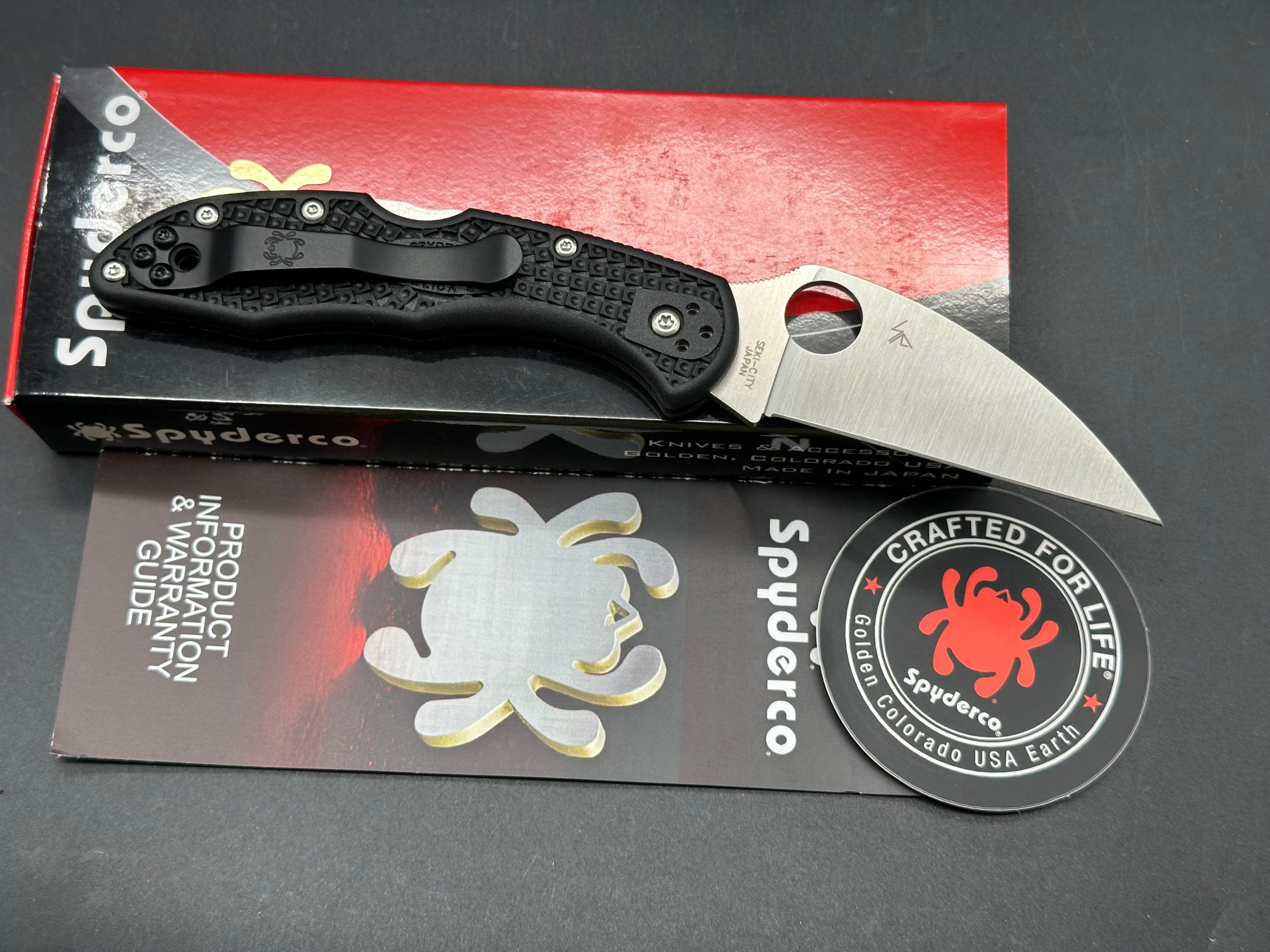 Spyderco Delica 4  Wharncliffe 2.9" VG-10 Satin Wharncliffe Blade with Black FRN Scales