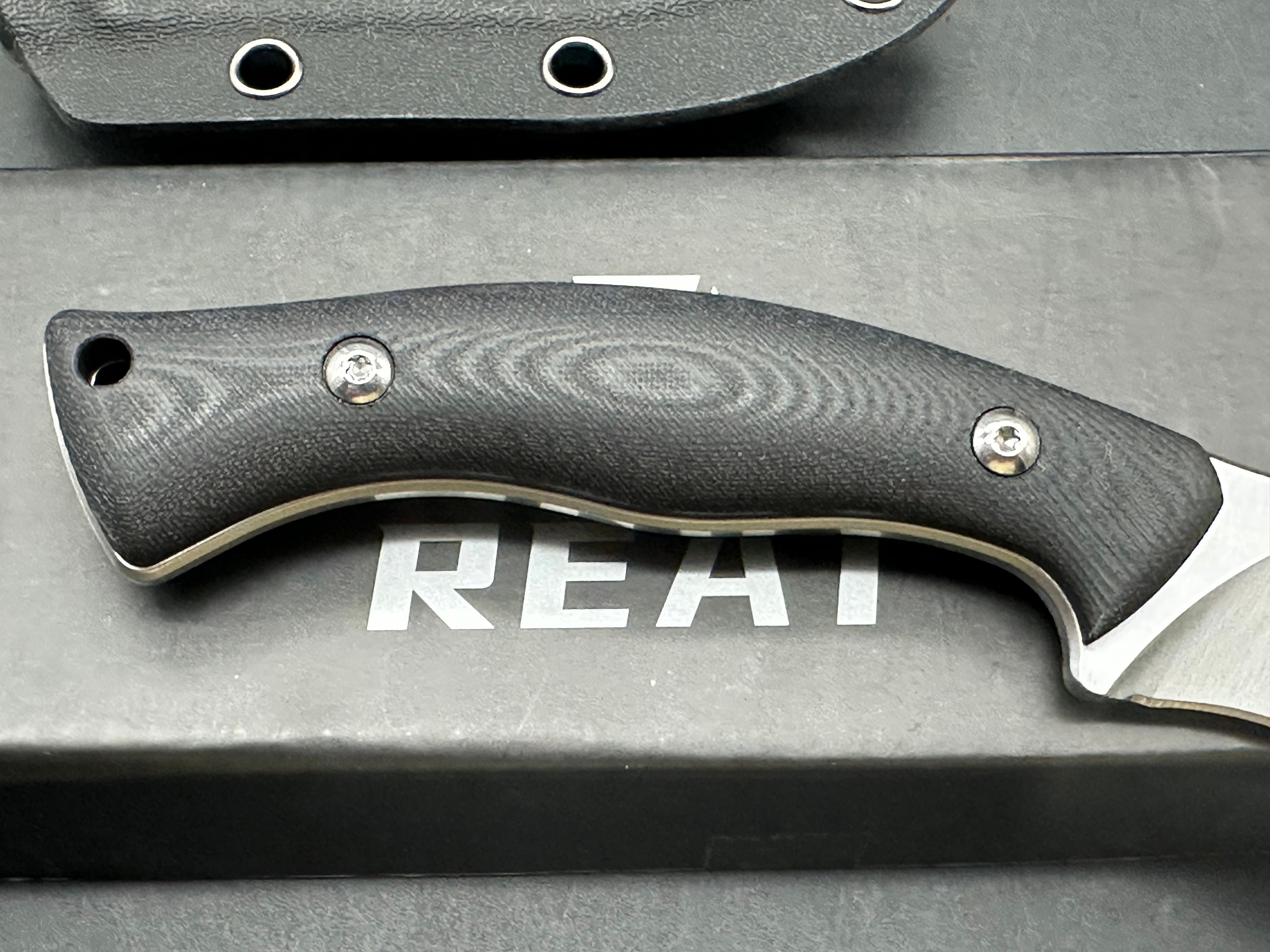 Reat Fixed Blade D2