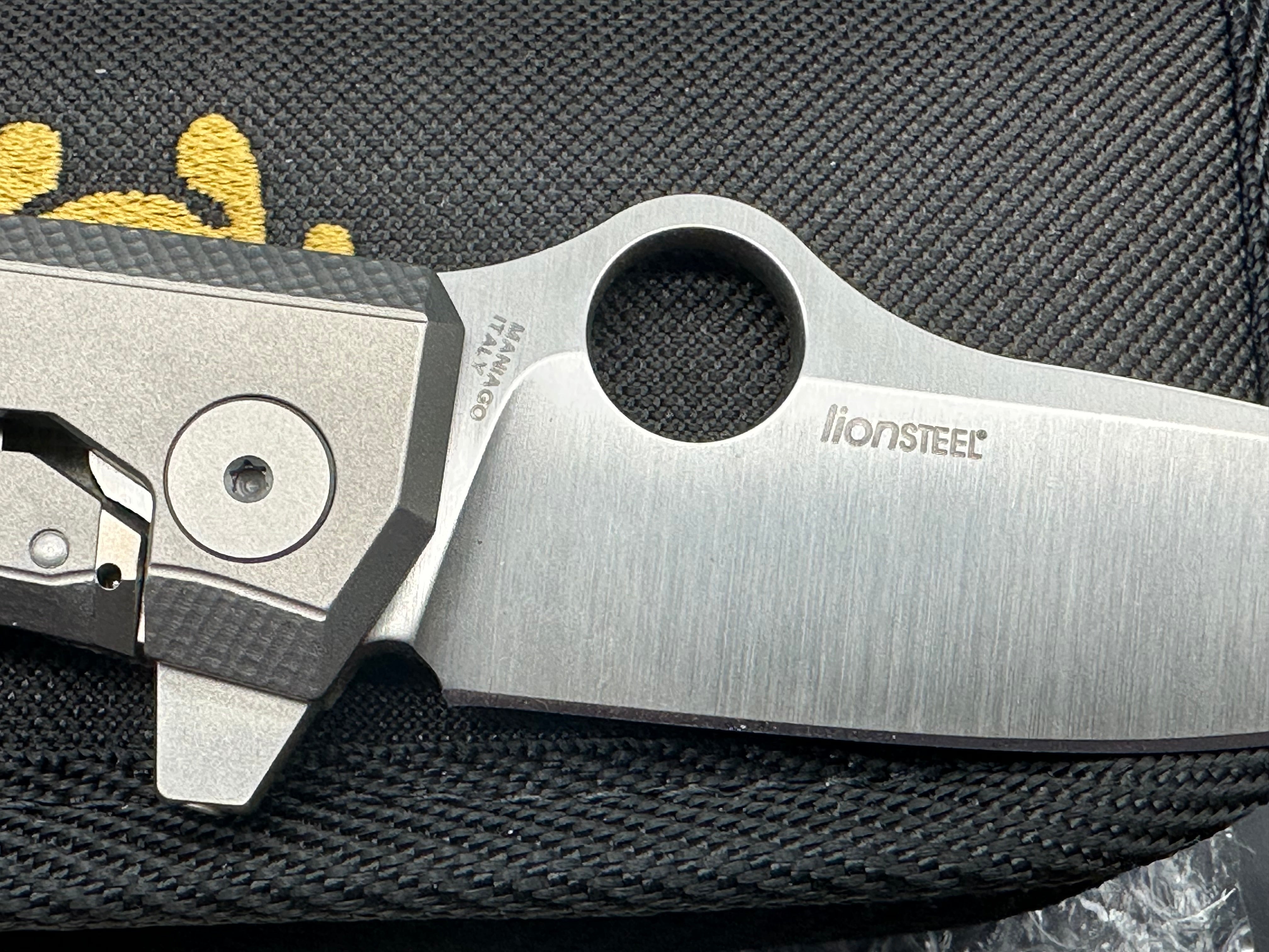 Spyderco SpyMyto Frame Lock Knife Micarta/Titanium (3.3" Satin M398)