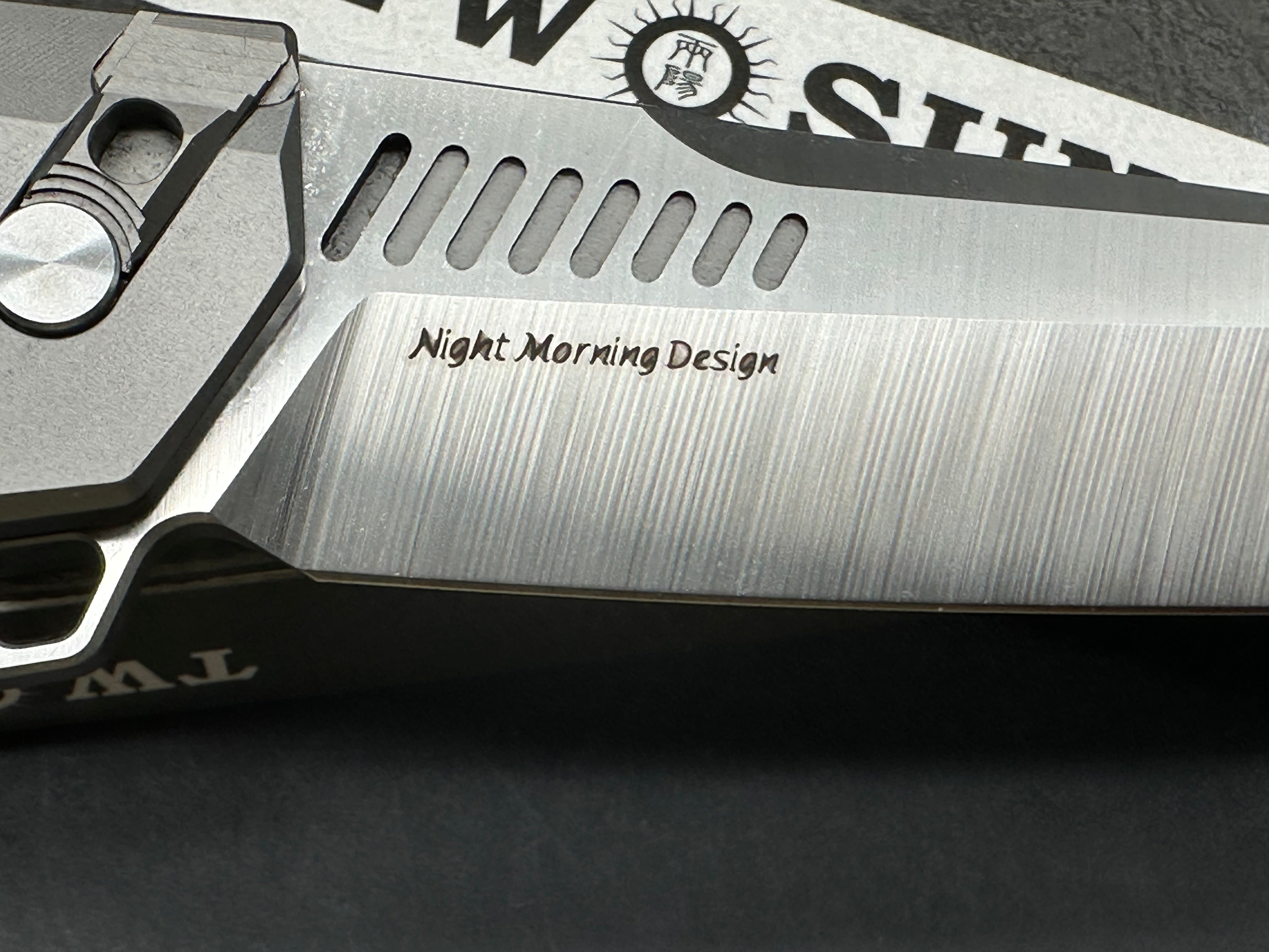 TWOSUN TS88-M390 “Tenon and Mortise” GRAY TITANIUM ALLOY HANDLE PLAIN M390 BLADE