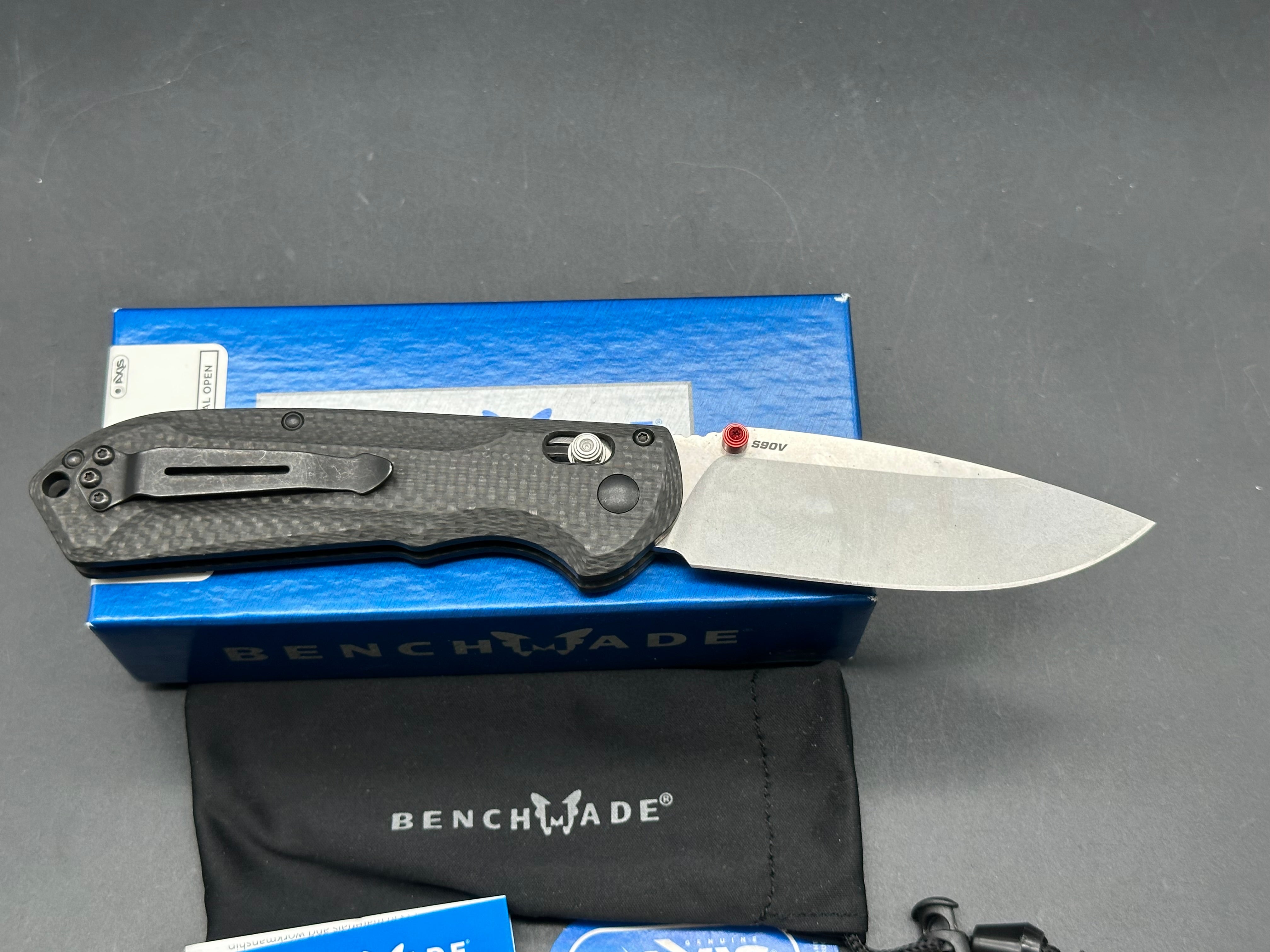 Benchmade Freek 560-03 AXIS Lock Folding Knife Carbon Fiber Black (3.6" Satin)