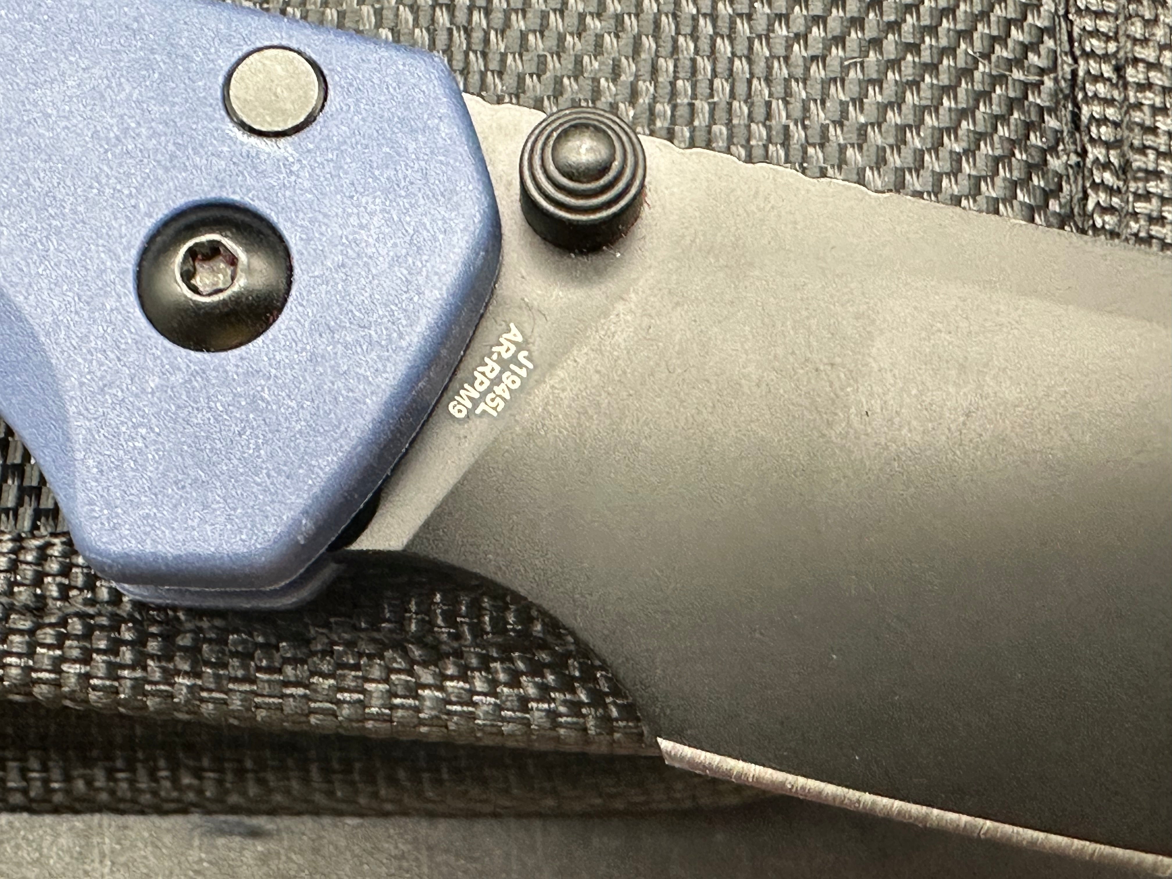 CJRB Pyrite-Light Button Lock Knife Blue FRN (3.3")