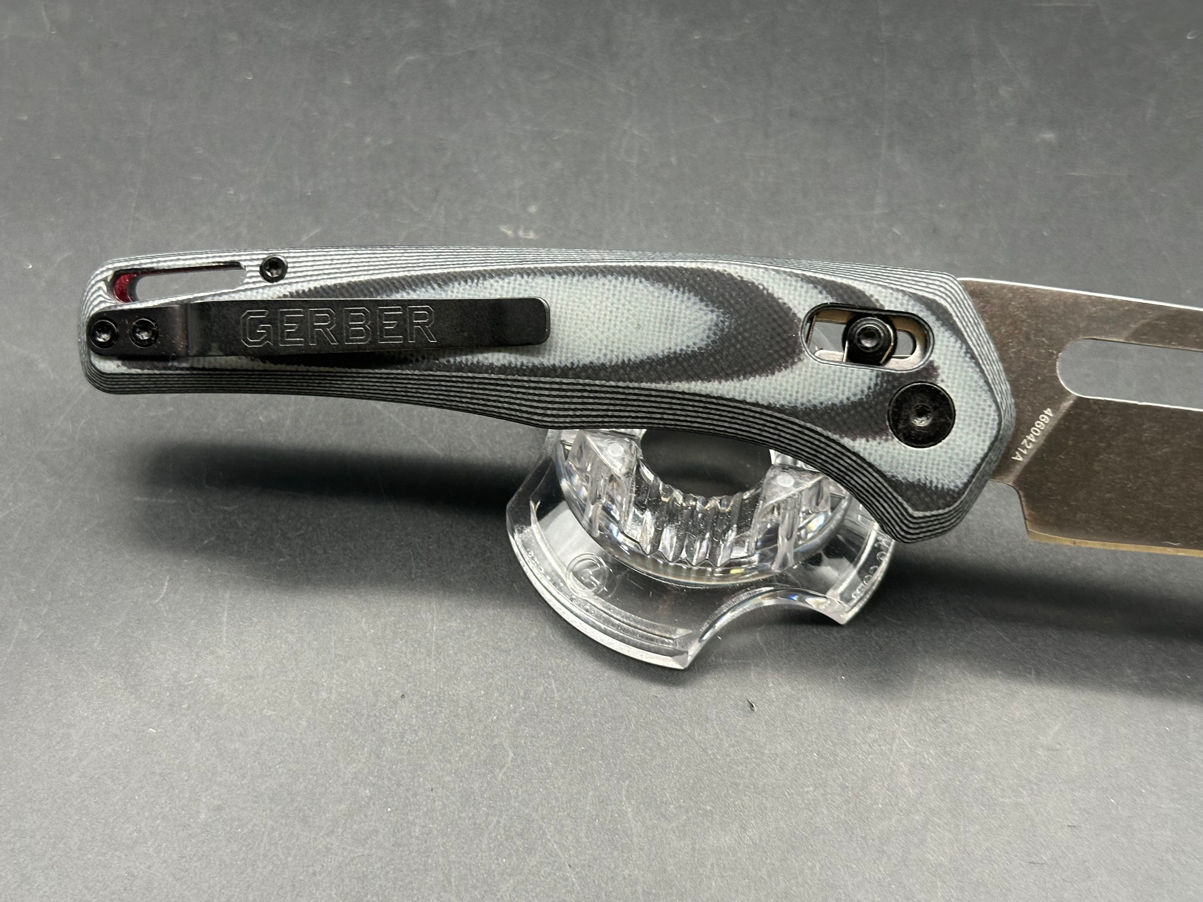 Gerber 3928 Sumo Pivot Lock