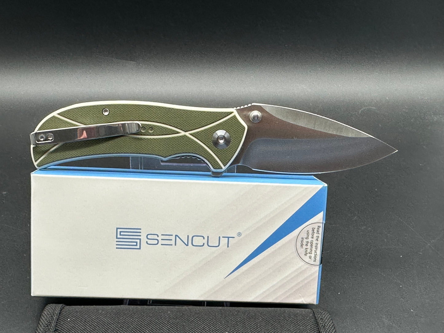 SENCUT HYRAX FOLDING KNIFE GREEN/OFF WHITE G10 HANDLE 9CR18MOV LEAF PLAIN EDGE SATIN FINISH