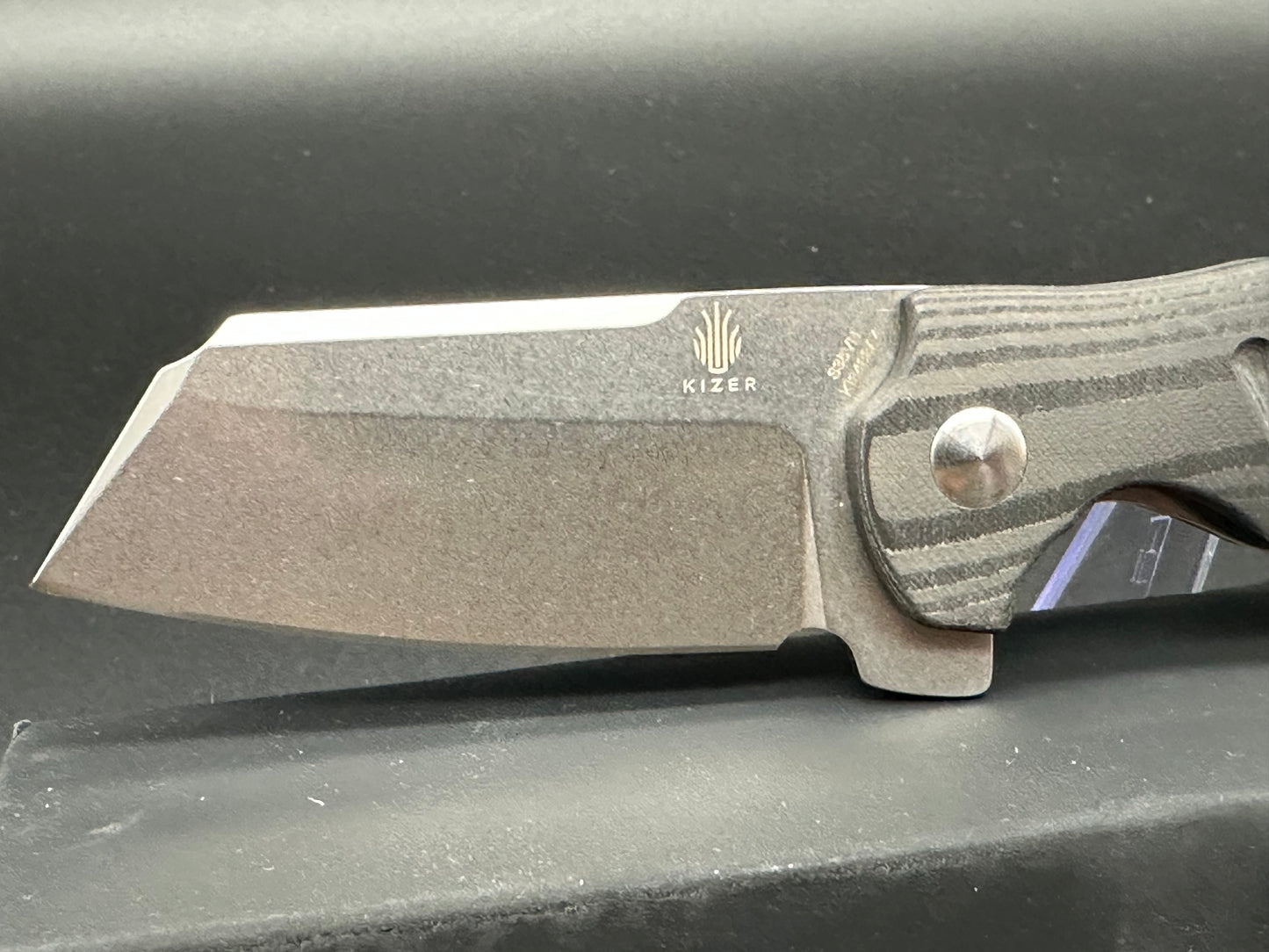 Kizer Mini Sheepdog C01C S35VN Carbon Fiber