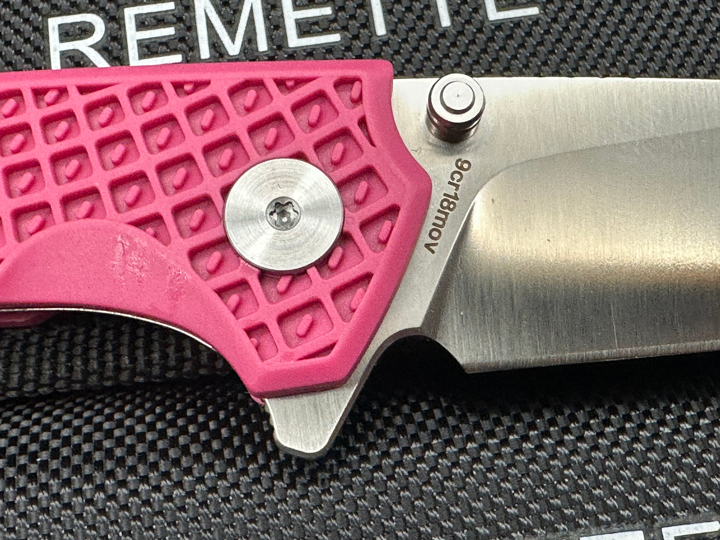 Remette Peacock knives in pink and blue (both knives)