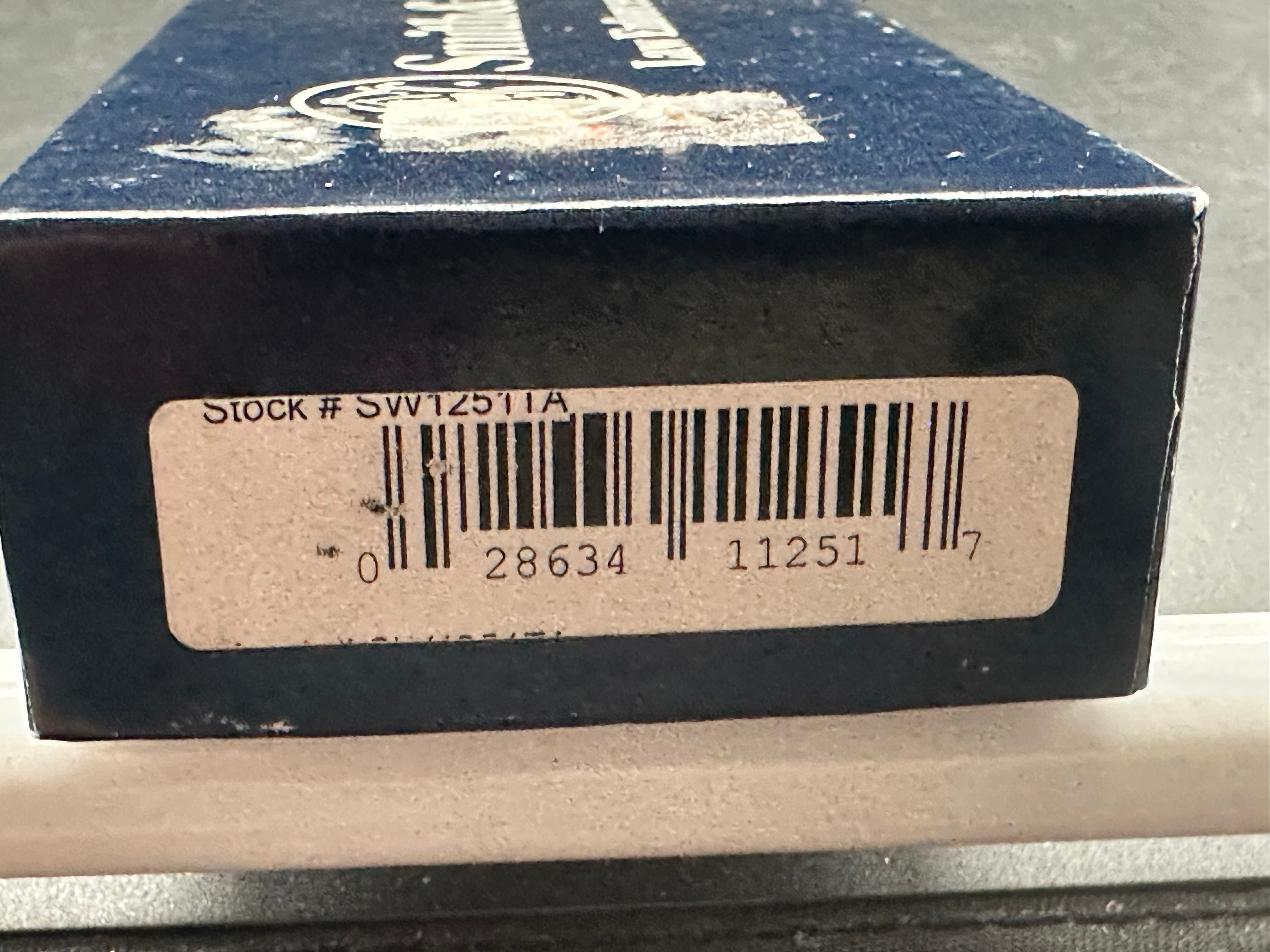 Smith & Wesson US Army Issue Automatic Knife (2.75" Bead Blast)