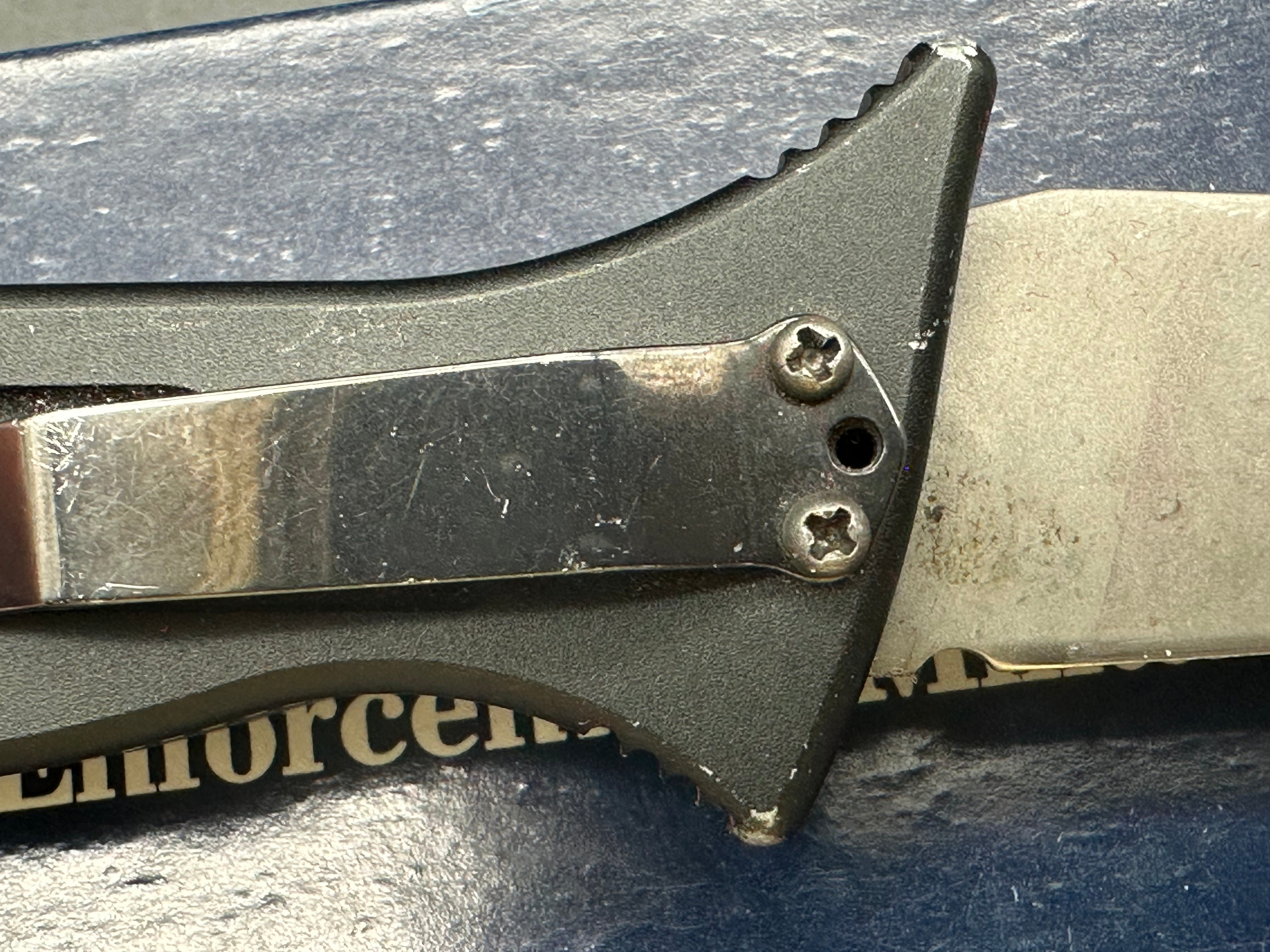 Smith & Wesson US Army Issue Automatic Knife (2.75" Bead Blast)