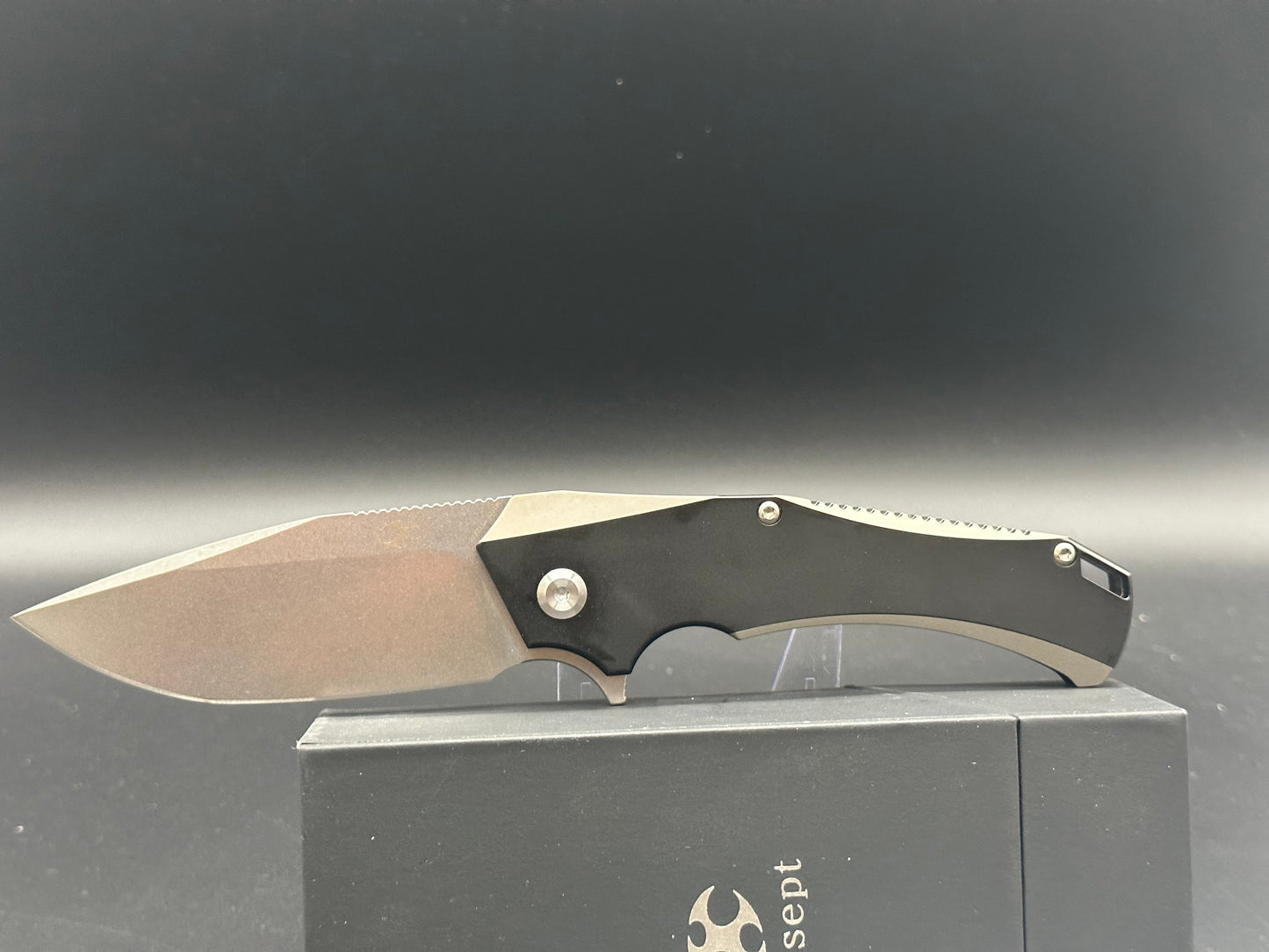 Kansept Mikkel Willumsen Hellx Black titanium