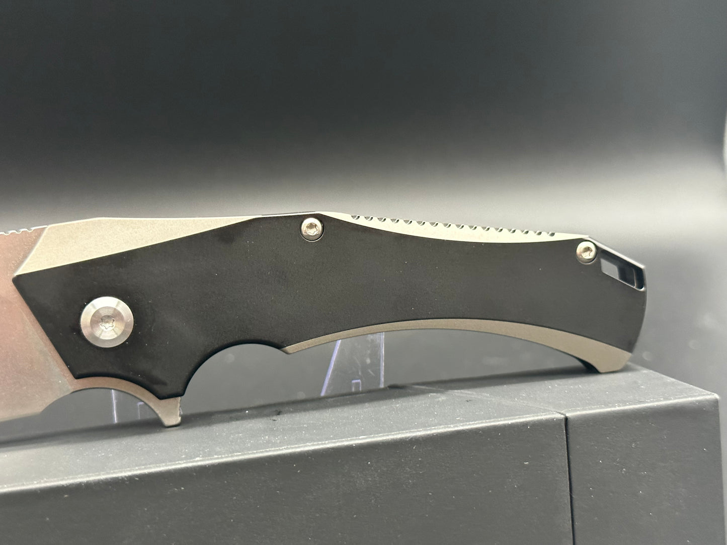 Kansept Mikkel Willumsen Hellx Black titanium