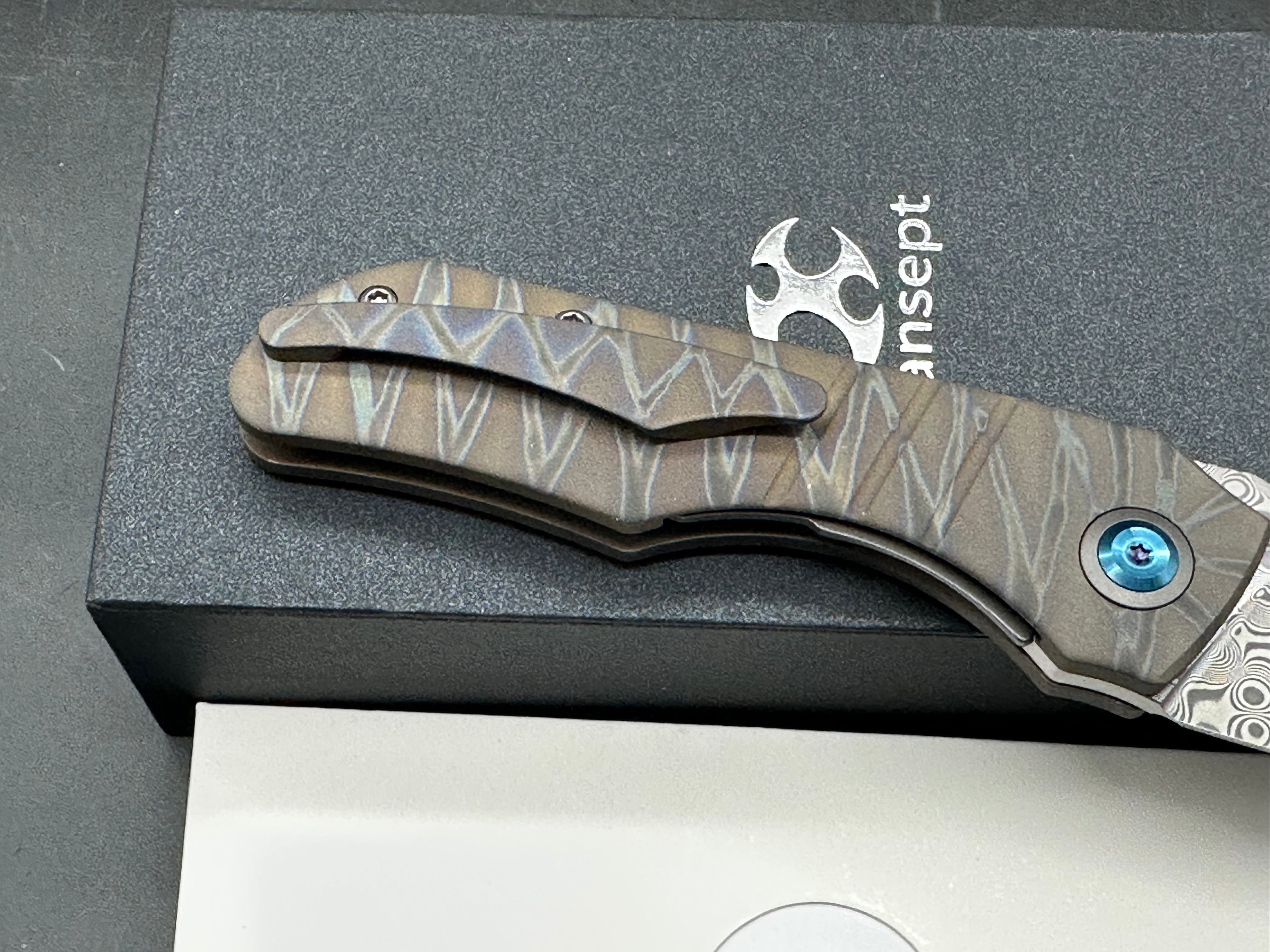 KANSEPT MINI LANZA TIGER STRIPE TITANIUM HANDLE DAMASCUS DROP POINT