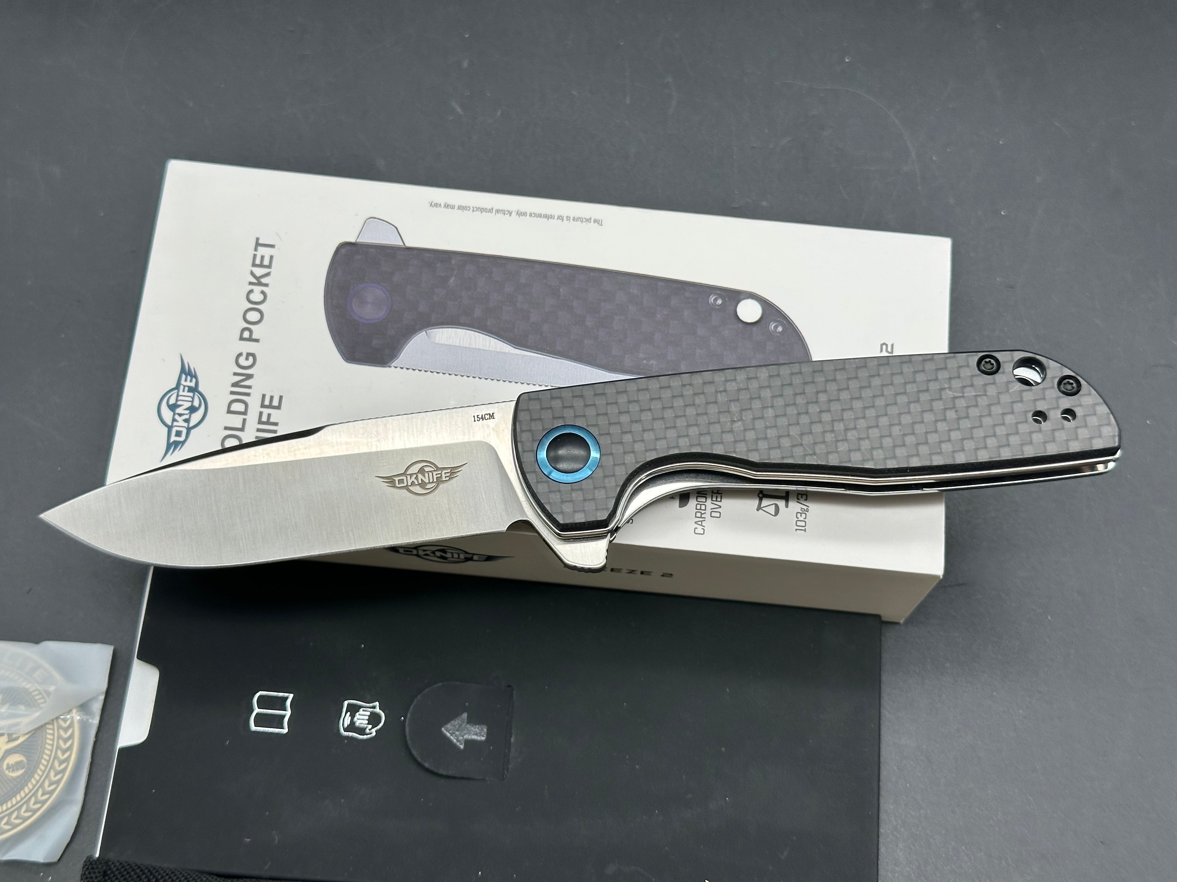 Olight Oknife Freeze 2 Liner Lock Knife Carbon Fiber (3.5" Satin)