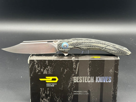 BESTECH FANGA INTERLAYER WITH CARBON FIBER AND BEIGE G10 HANDLE