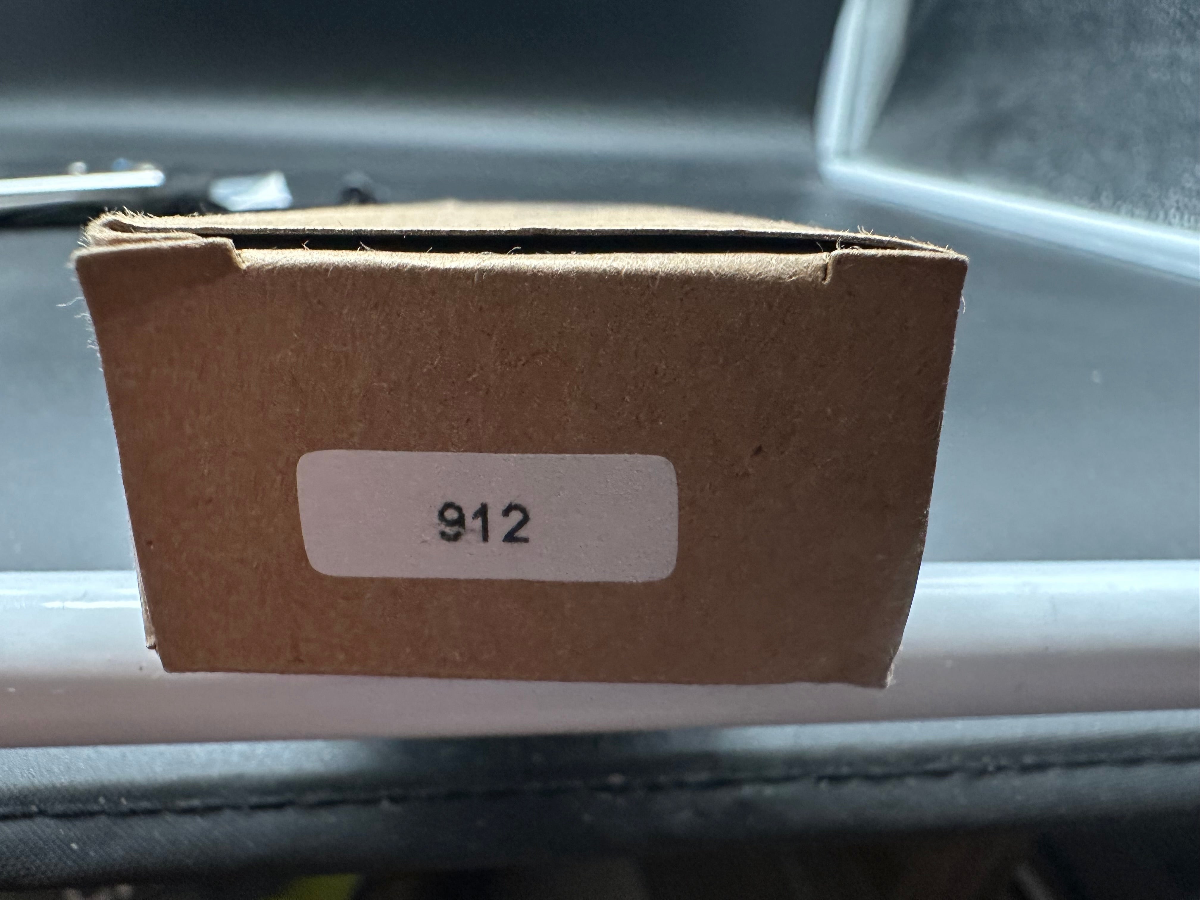 LAND 912 Frame Lock Knife 12C27 Sandvik Blade Bearing Pivot