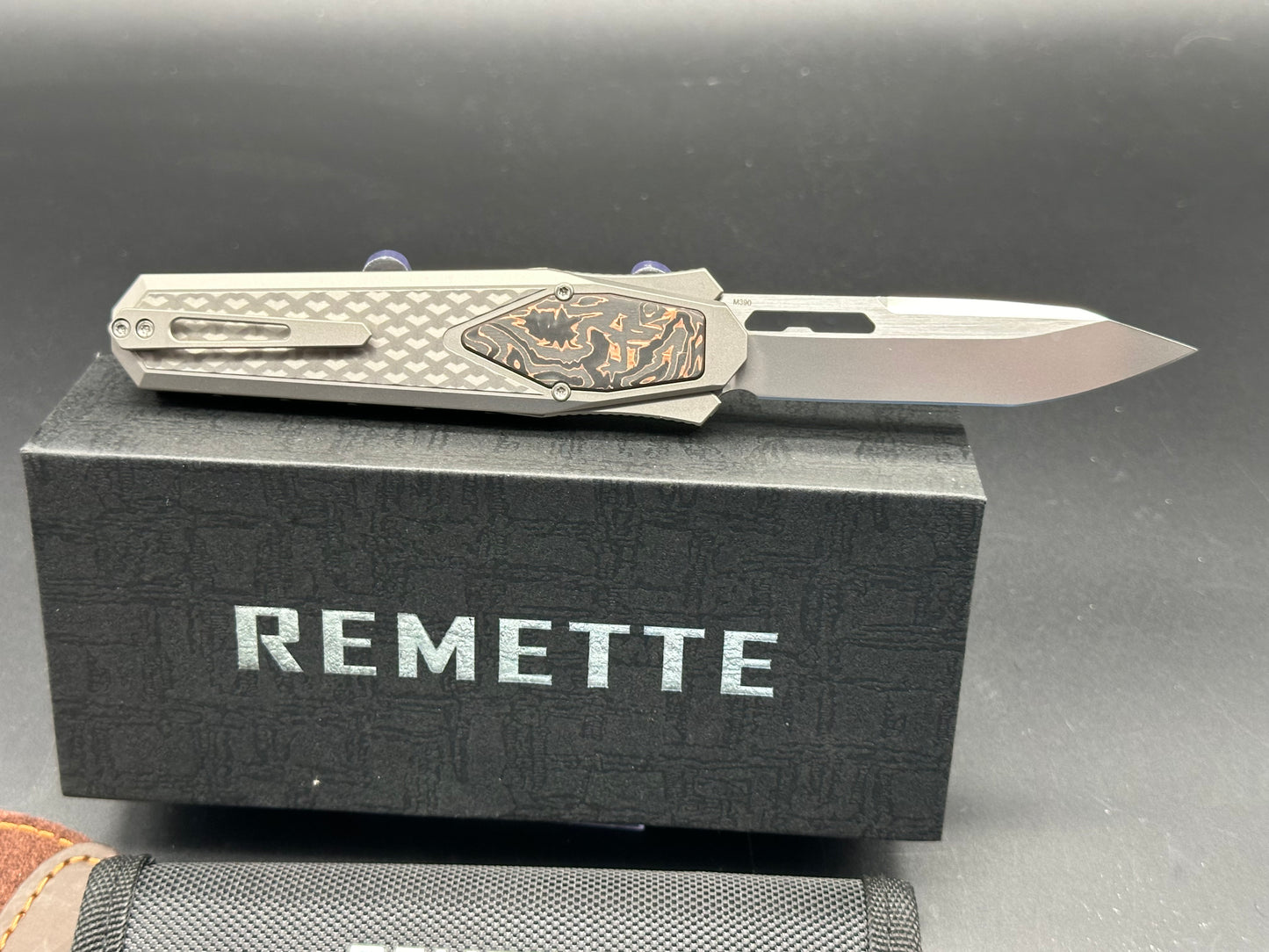 Remette Knives RT Swordfish/Grey Ti Handle w/ Copper Foil Fat Carbon Inlay/Tanto/M390