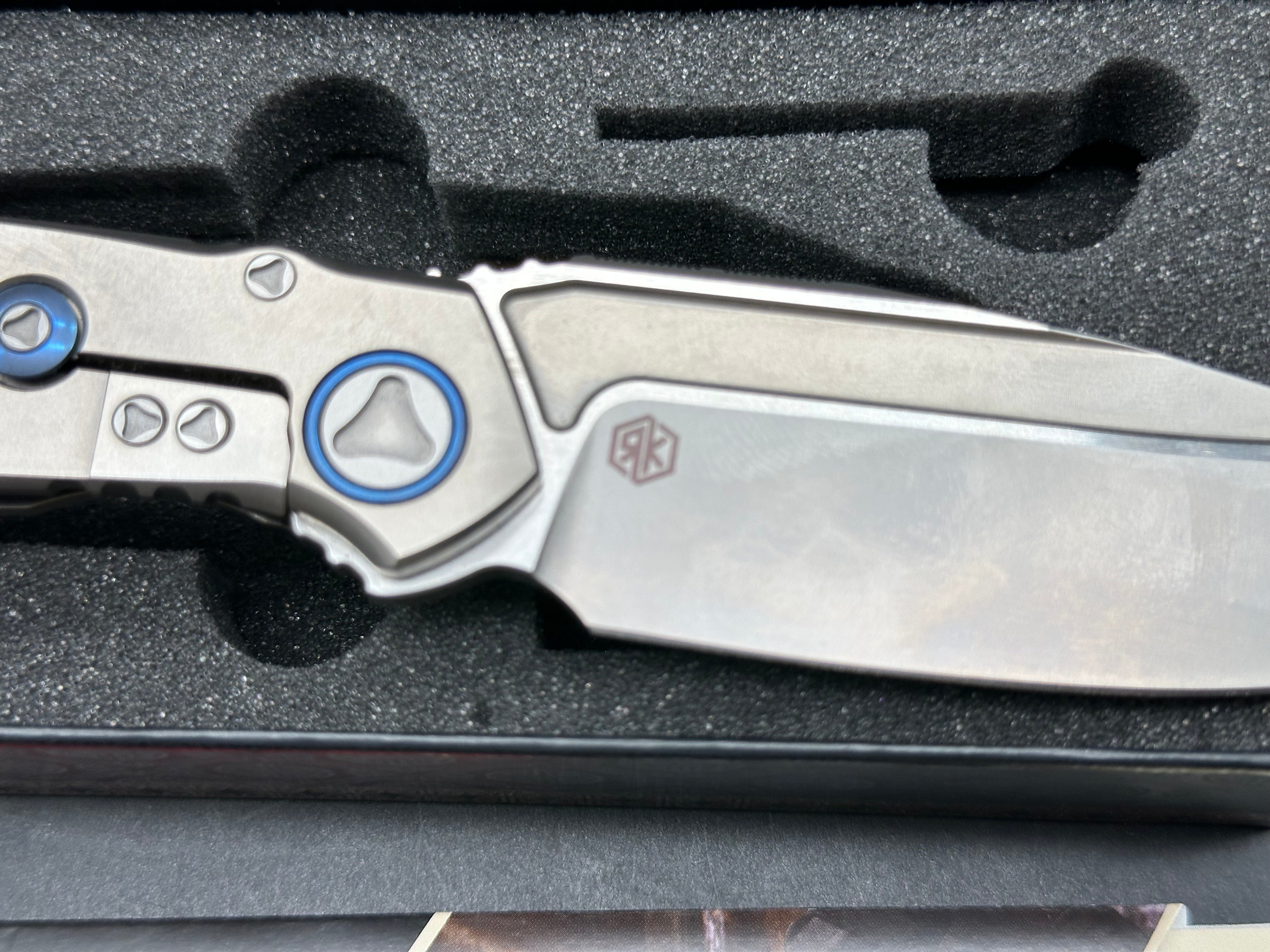 Microtech Anax