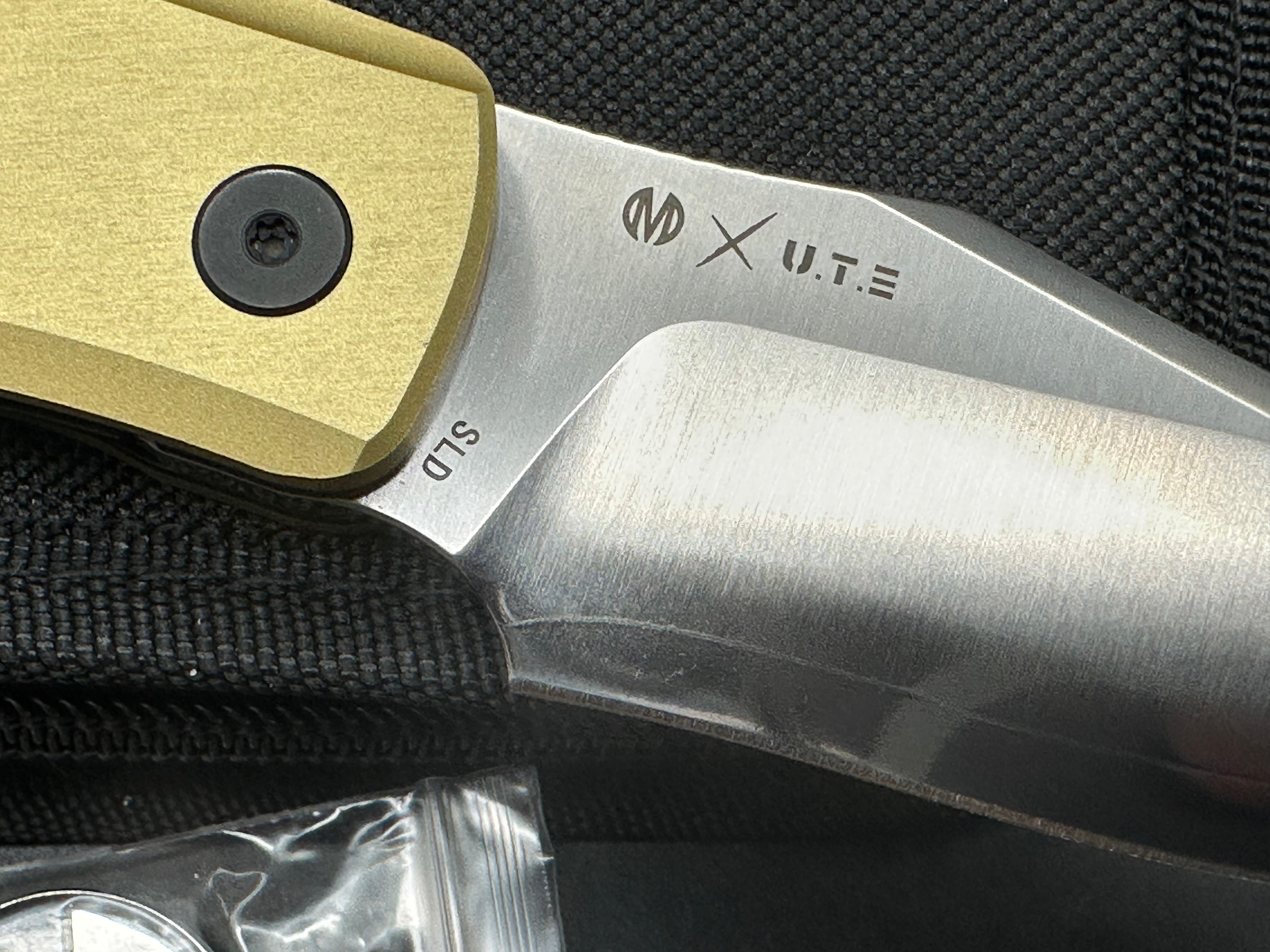 Molsect OLDFASHIONED -SLD STEEL LINER LOCK POCKET KNIFE BRASS FINISH ALUMINUM + EBONY WOOD