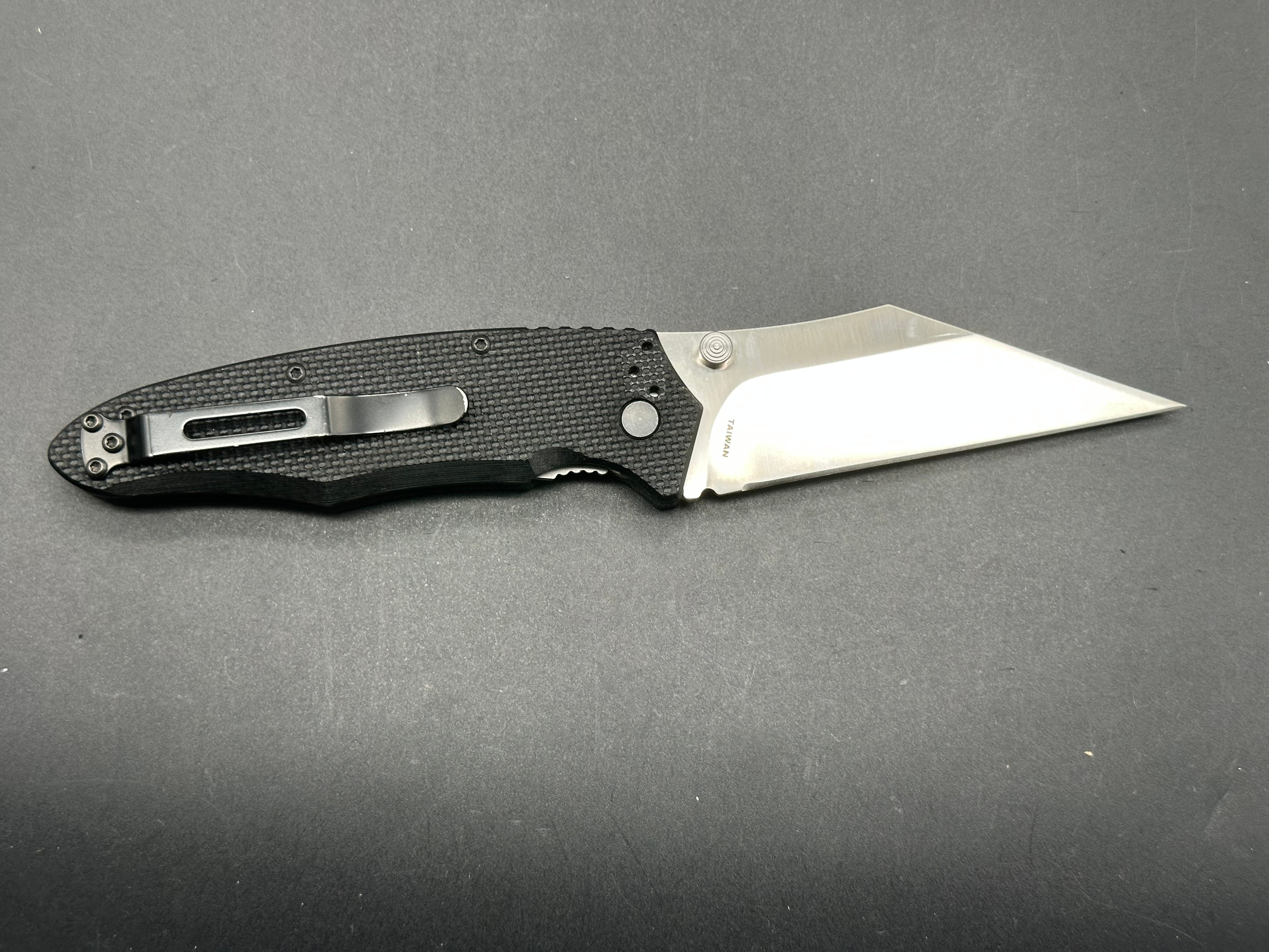 Blackhawk Be-Wharned black G10 handle and AUS8A blade