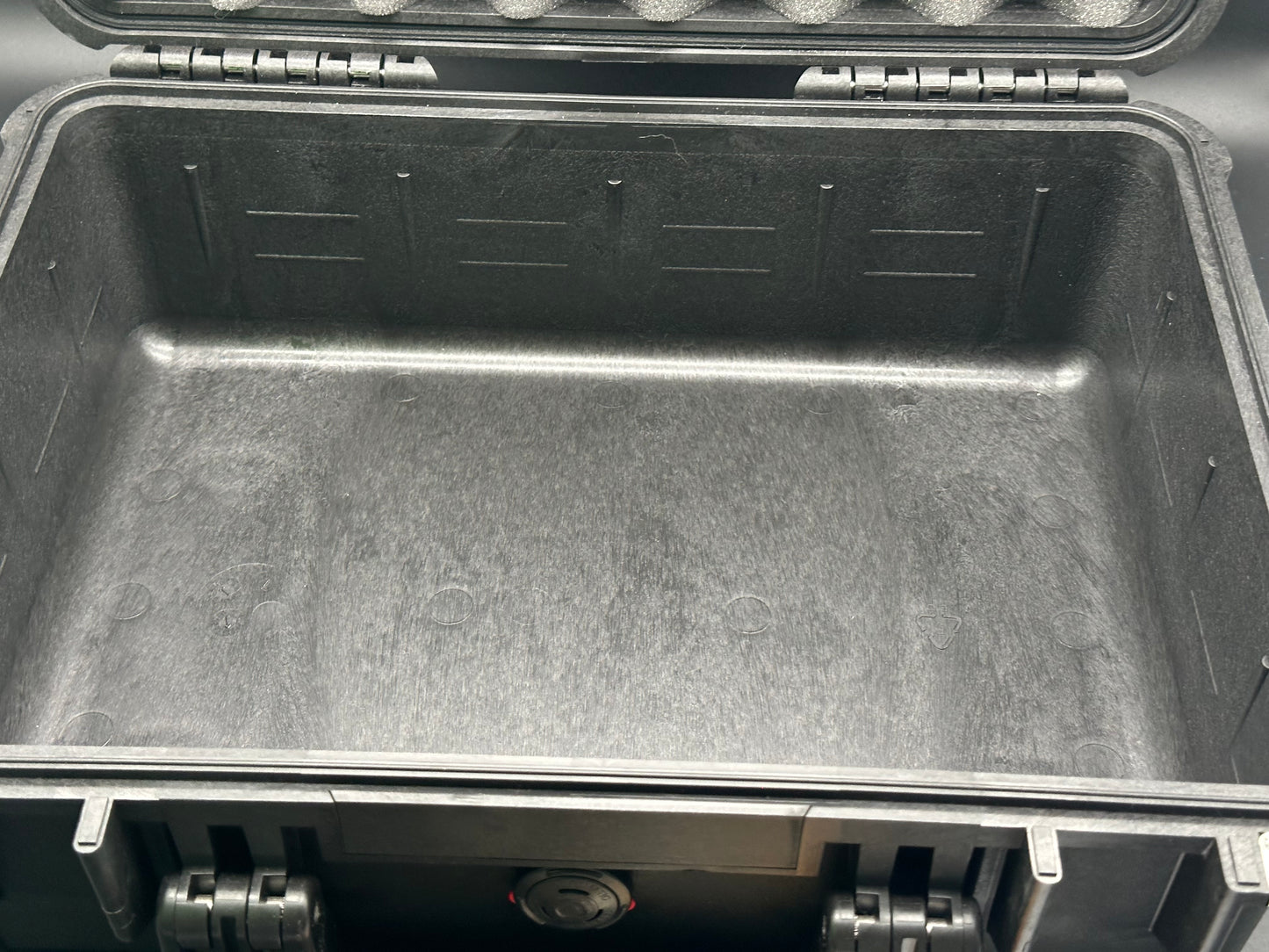 Pelican 1450 Protector Case With Nalpak Green Foam