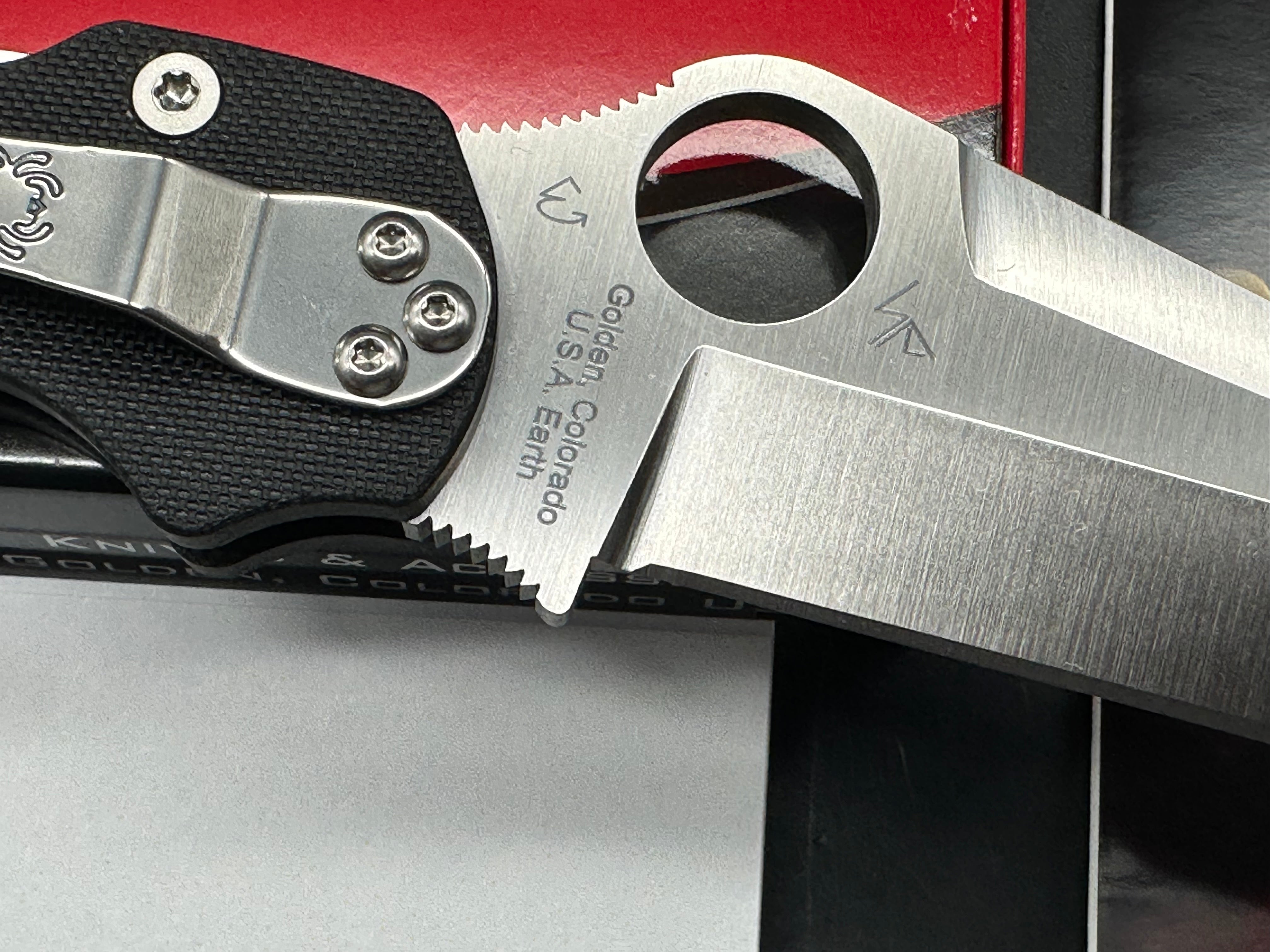Spyderco Paramilitary 2 Exclusive Tanto Compression Lock Knife G-10 (3.4" Satin)