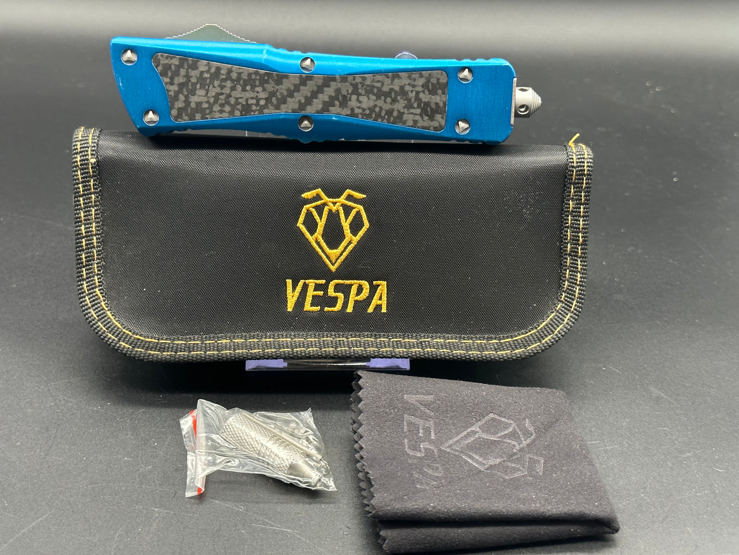 Vespa OTF blue aluminum/CF handle w/S35VN blade