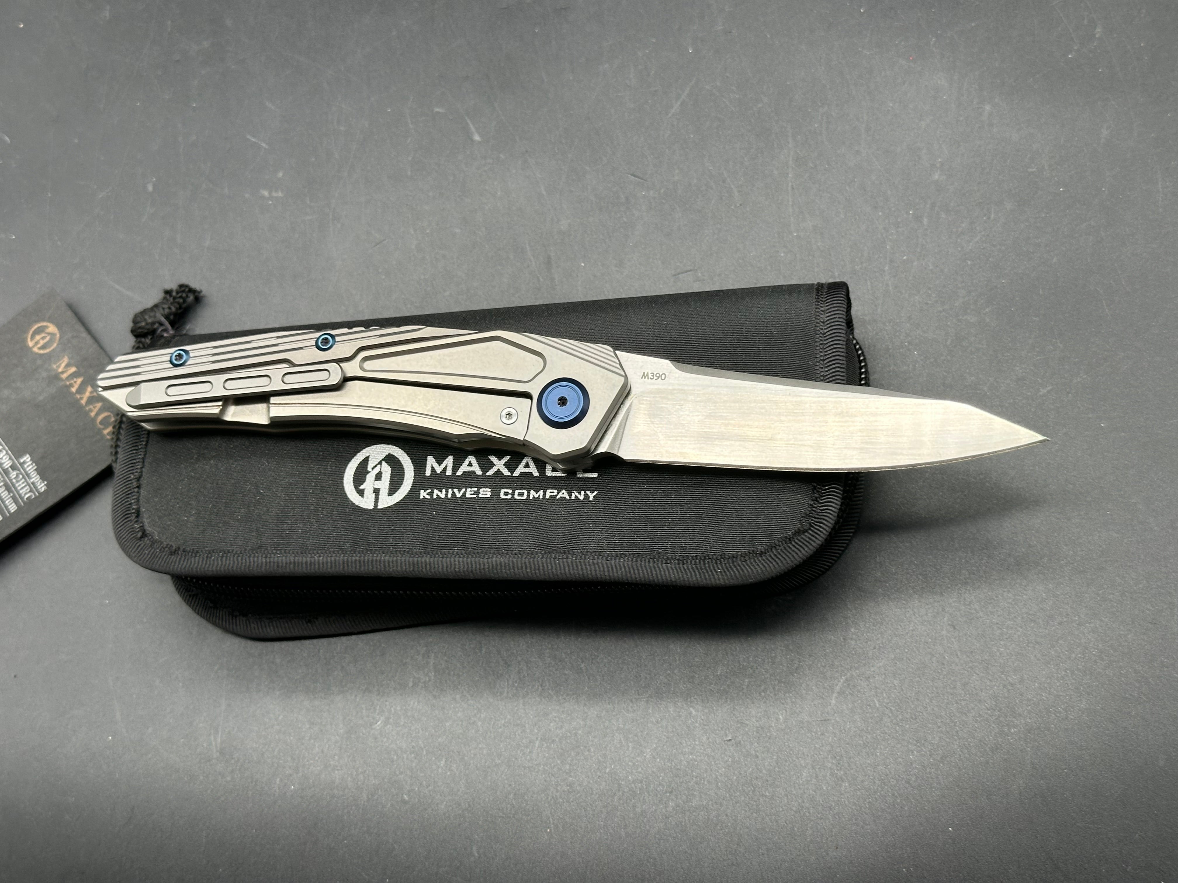Maxace Ptilopsis titanium/m390
