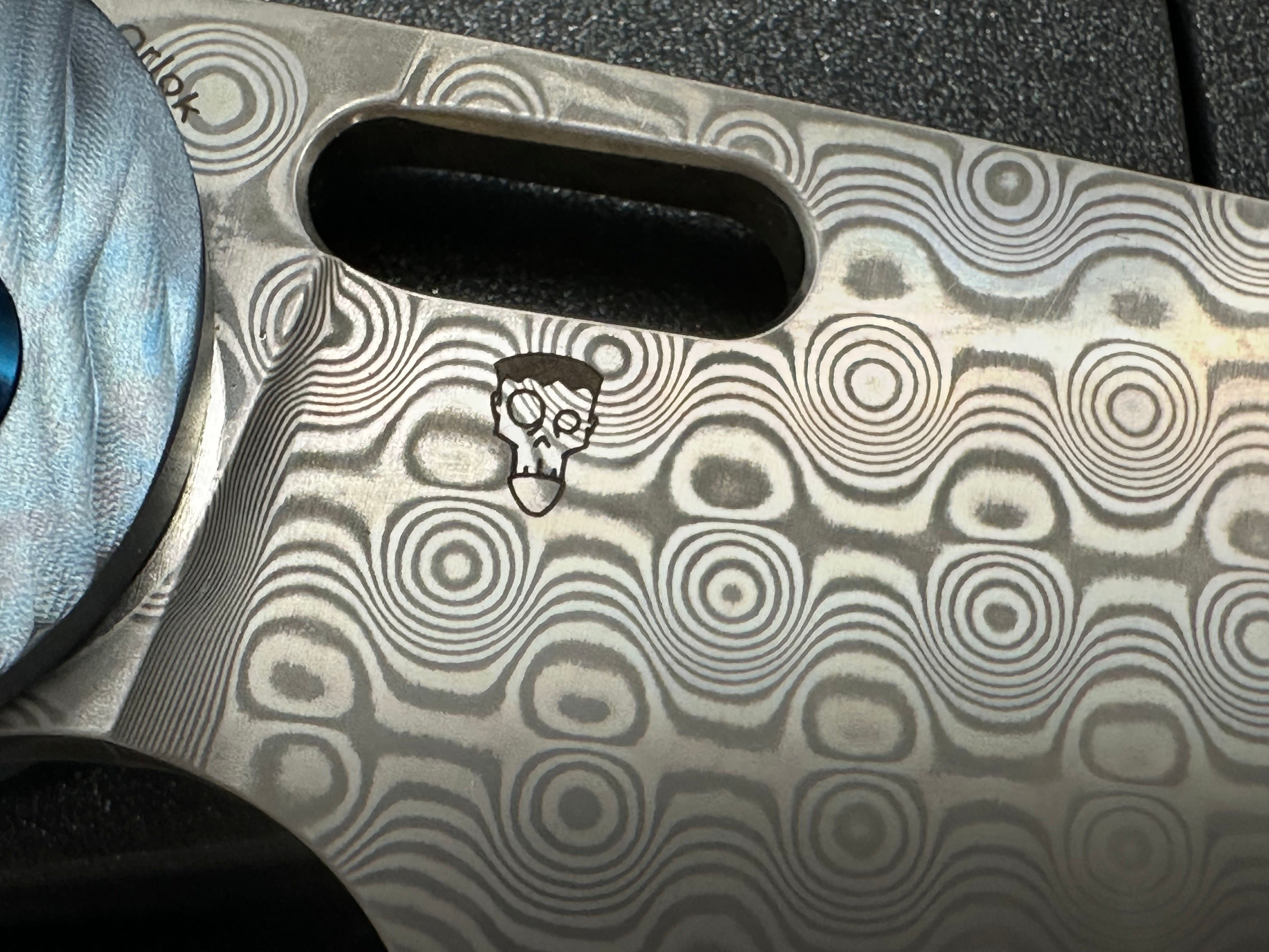 KANSEPT ORLOK FOLDING KNIFE BLUE TITANIUM HANDLE DAMASCUS PLAIN EDGE