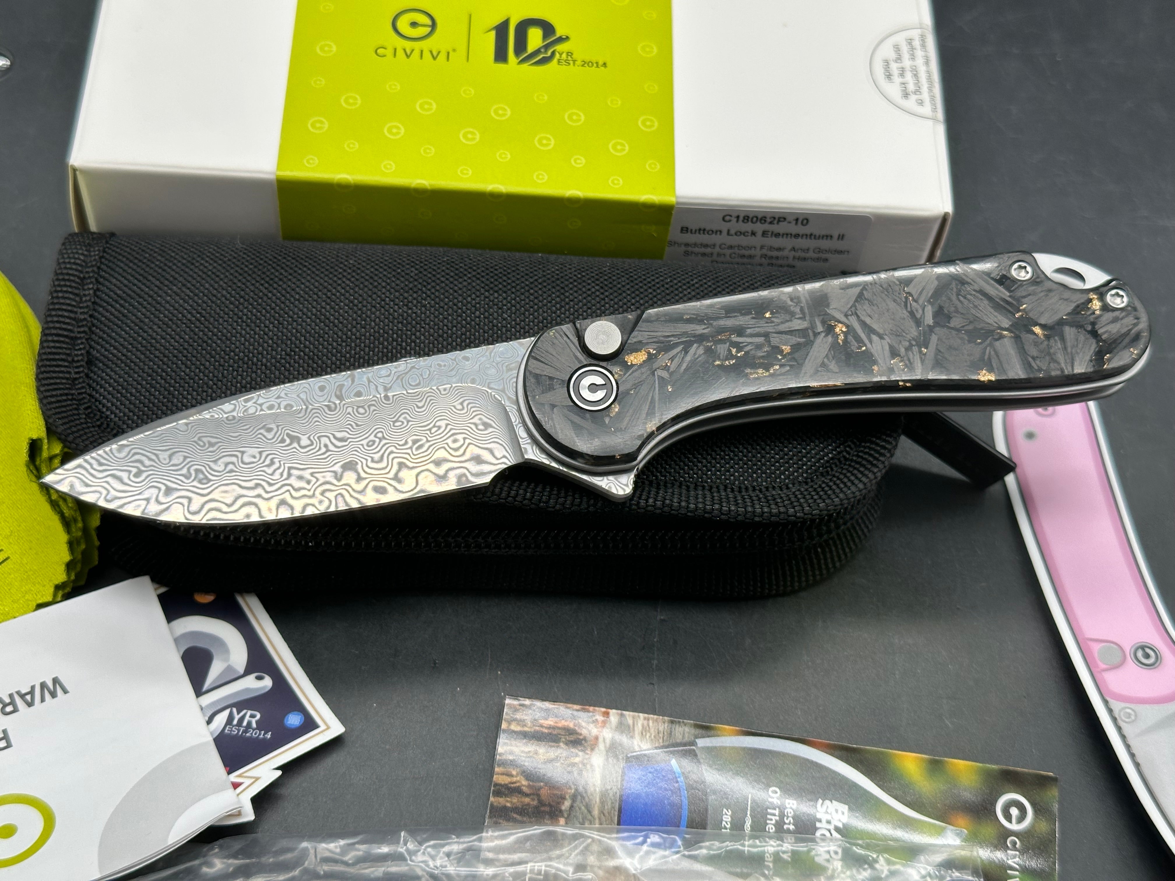 CIVIVI ELEMENTUM IL - DAMASCUS BUTTON LOCK SHRED CARBON Fiber w/ Gold