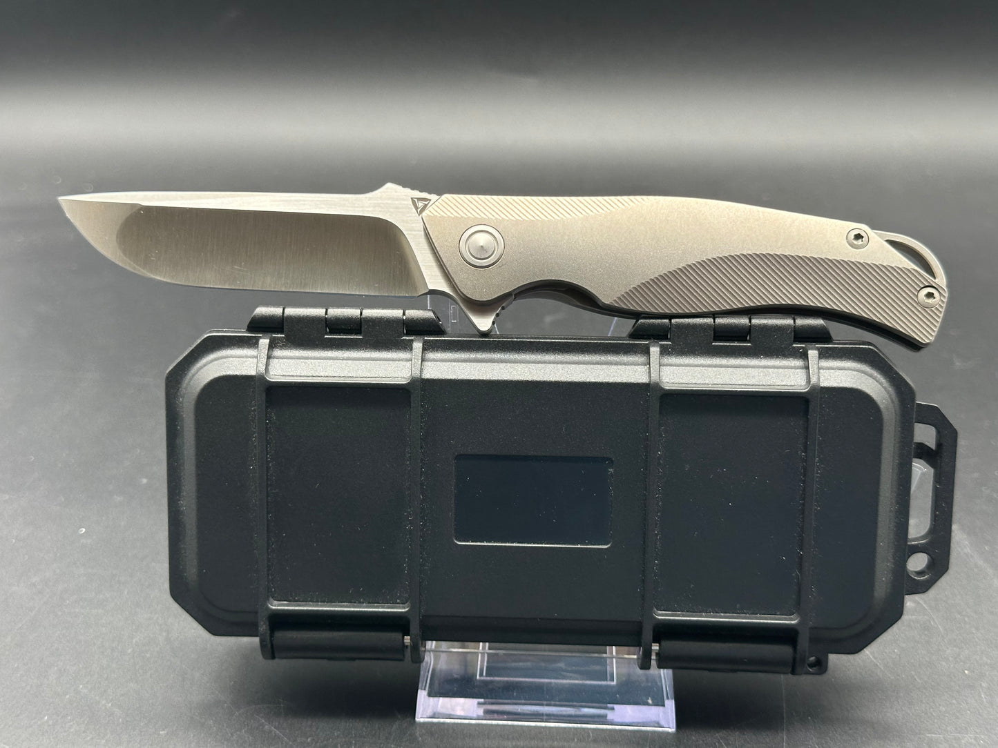 Tuya Knife Envy 2 Frame Lock Knife Titanium (3.25" Satin)