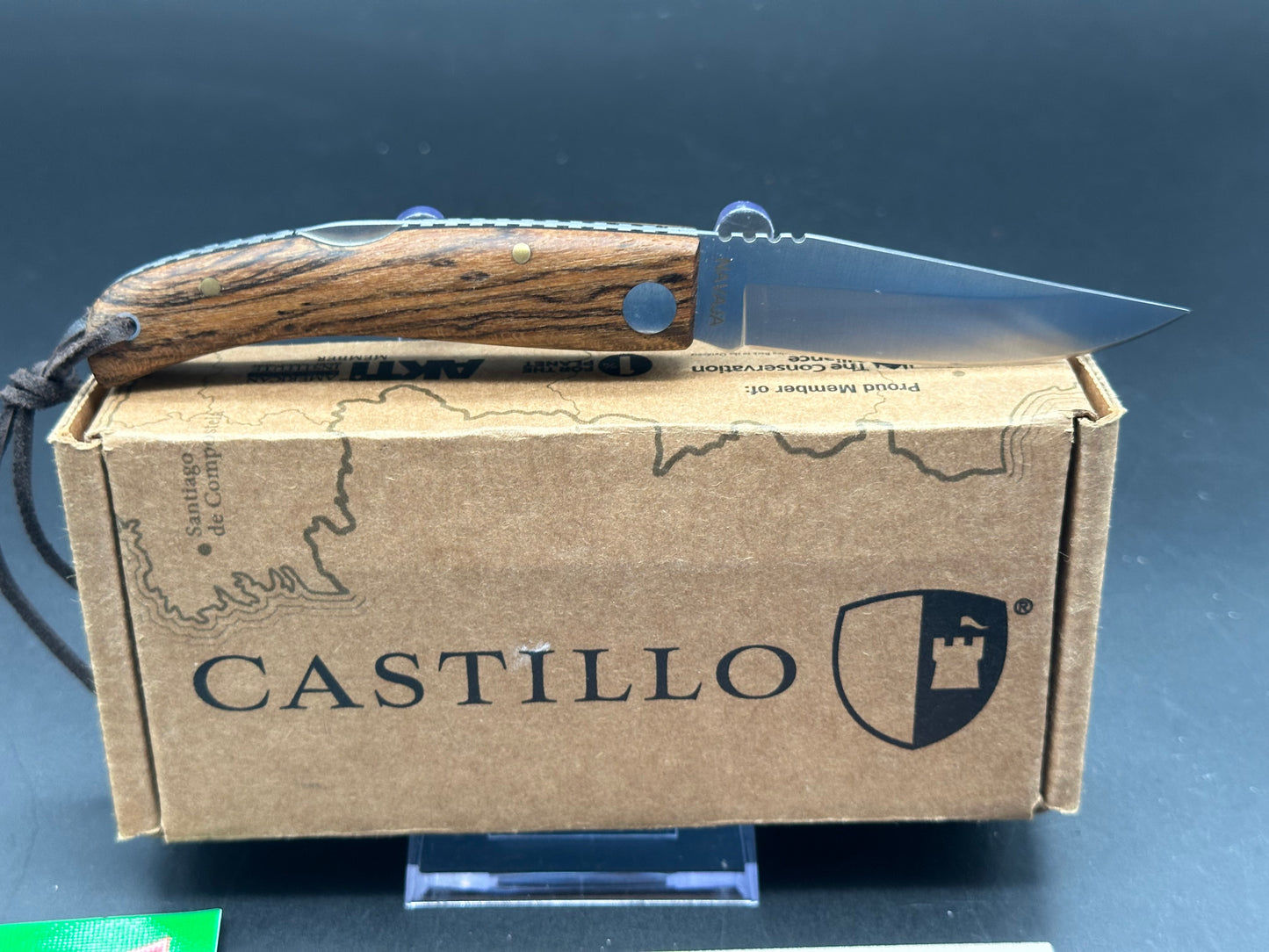 Castillo Knives Navaja Lockback Folding, C1BOW, 3" Satin Sandvik 14C28N Blade, Cocote Wood Handle